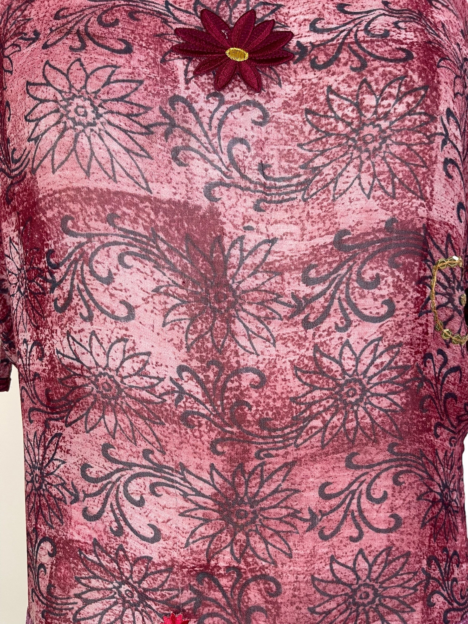 PRG6413 Sheer Wabi Sabi Pure Silk Side Slit Top