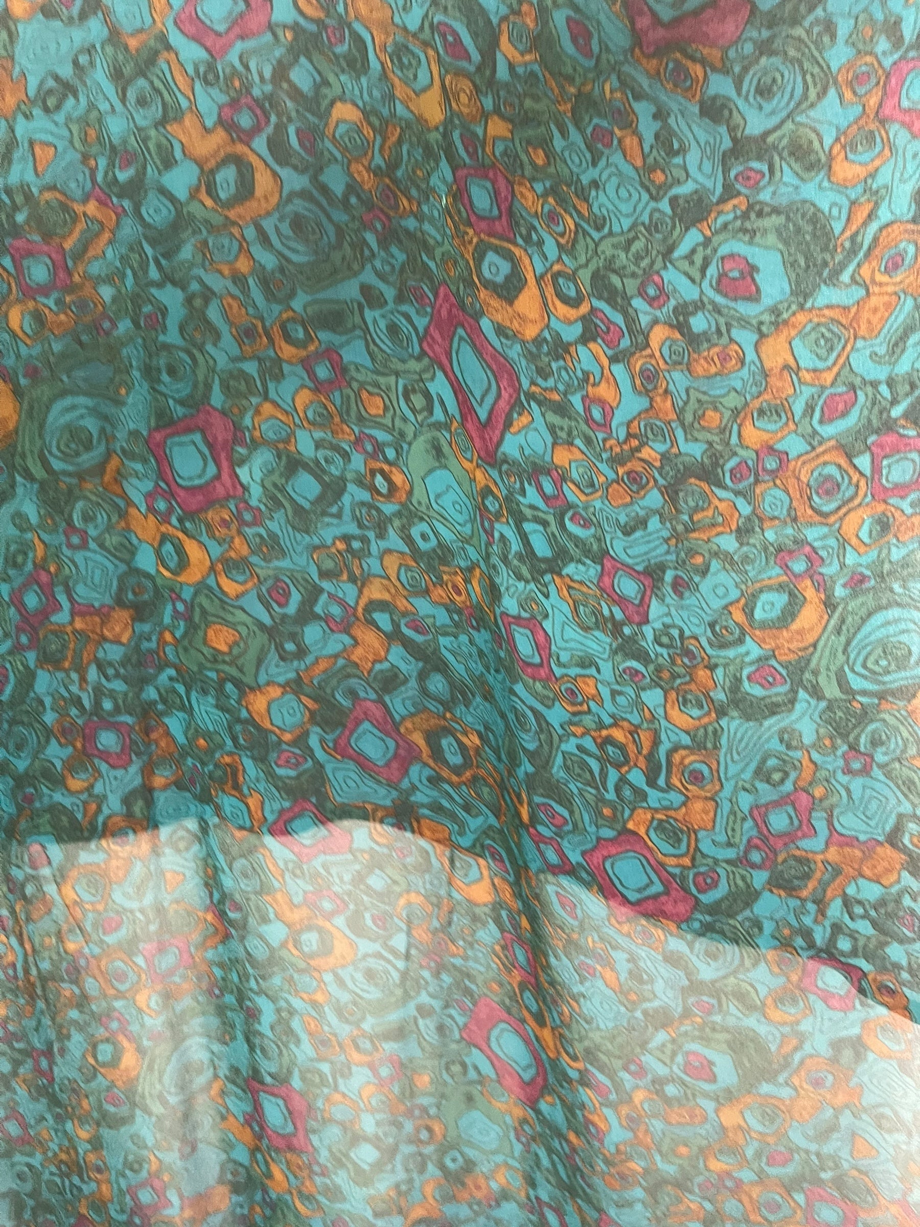 PRG8520 Sheer Avatar Pure Silk Hi Lo Top