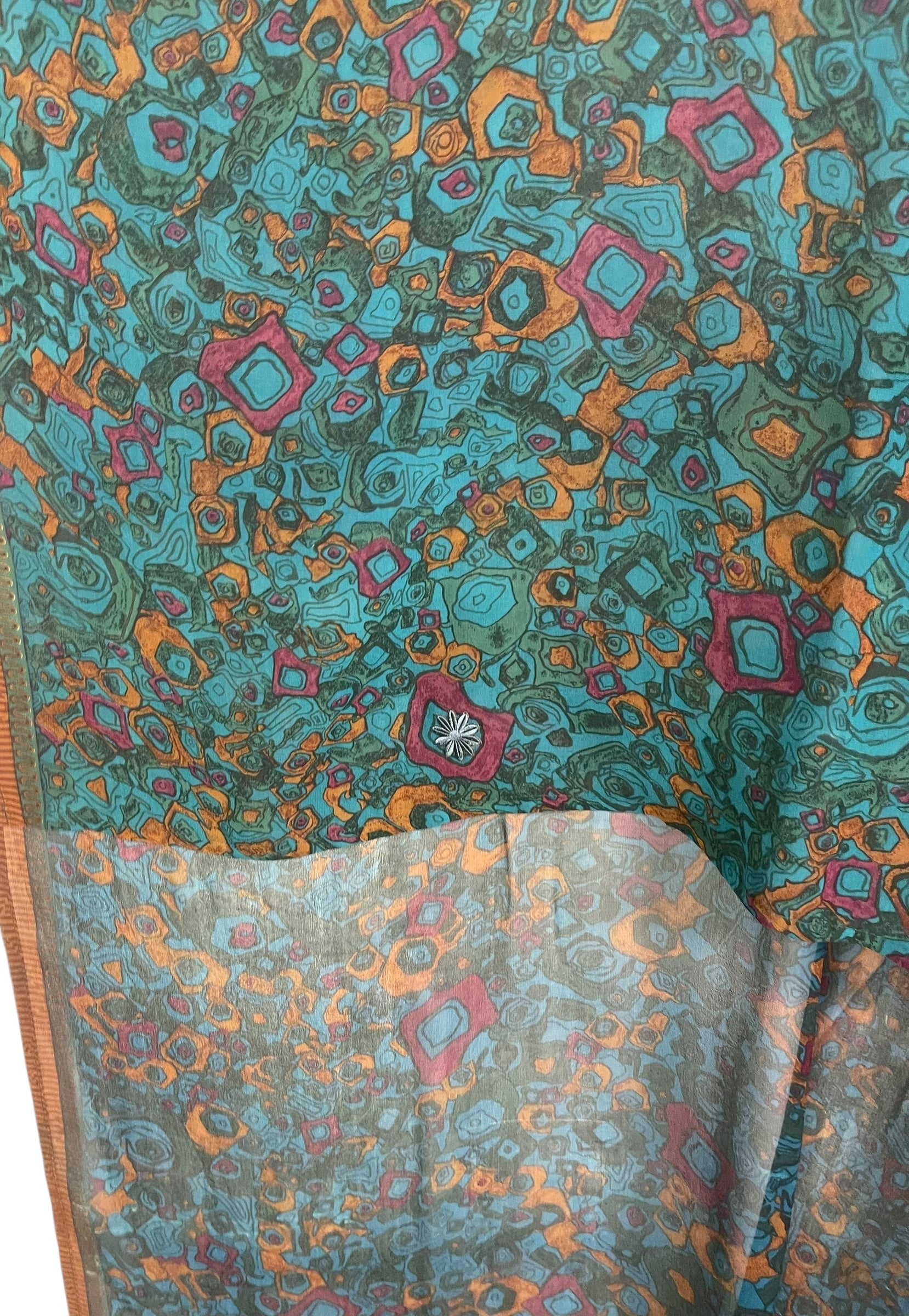 PRG8520 Sheer Avatar Pure Silk Hi Lo Top