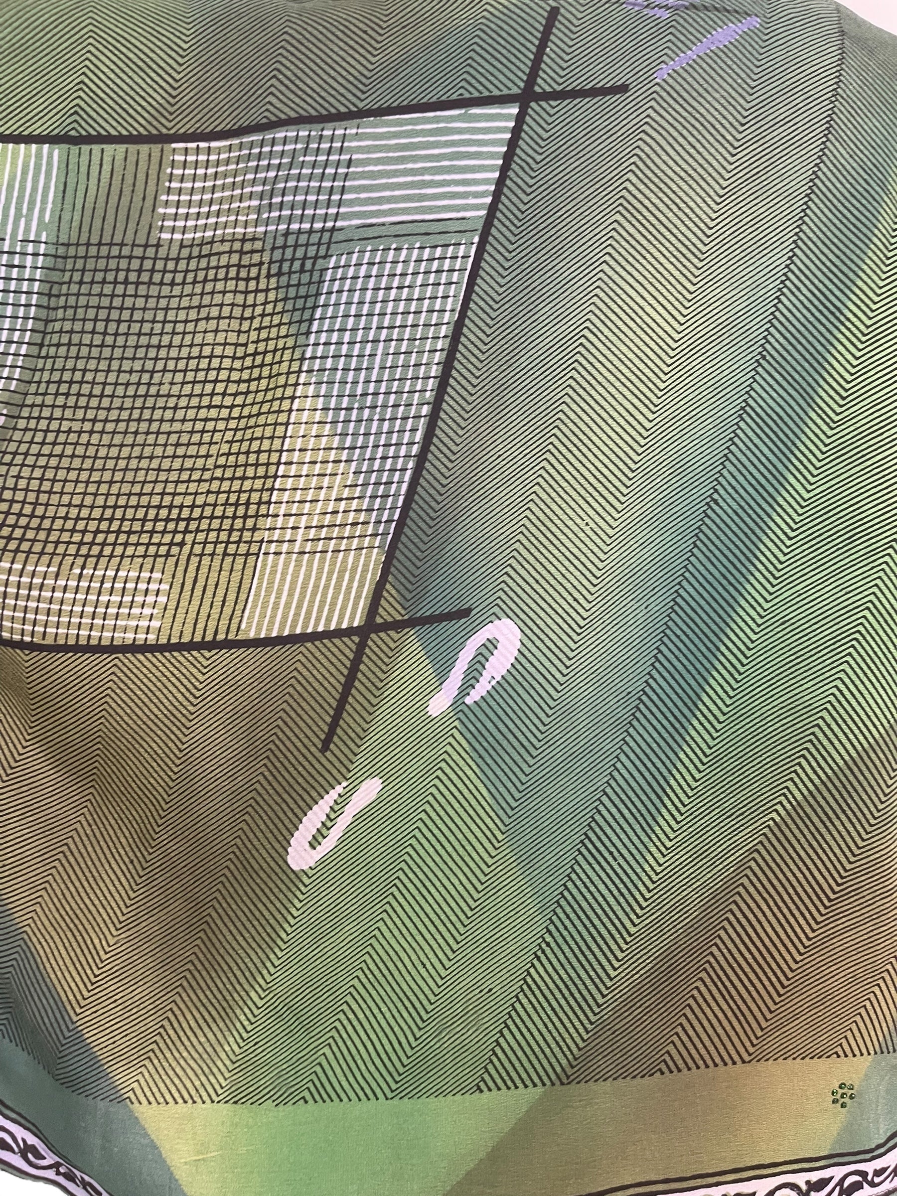 PRC7936 Avatar Pure Silk Boxy Top