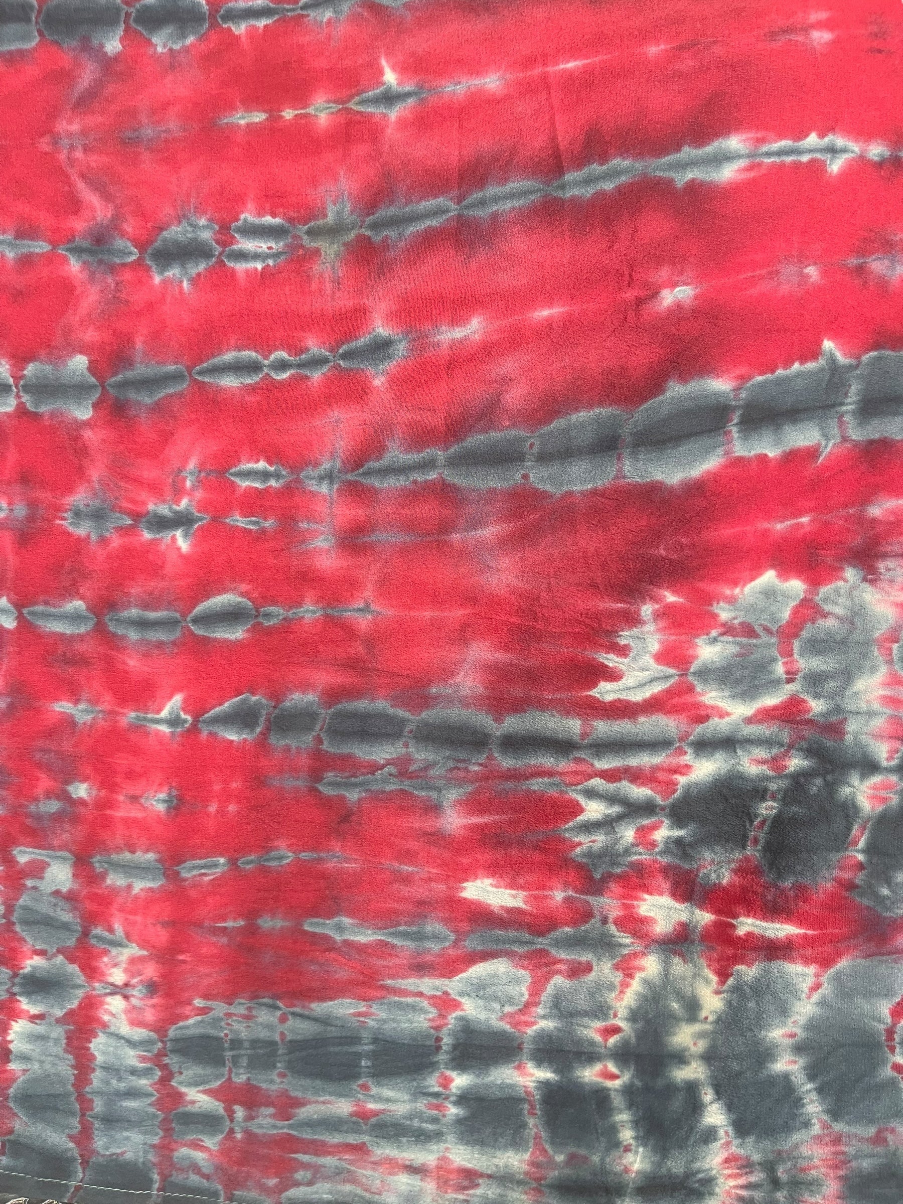 PREVIEW PRC7938 Avatar Pure Silk Capelet Poncho by DECEMBER2025 – Handmade ethical Poncho from sariKNOTsari using upcycled silk. Designed in Canada for travel and slow fashion, loved from Toronto to LA to Sydney.