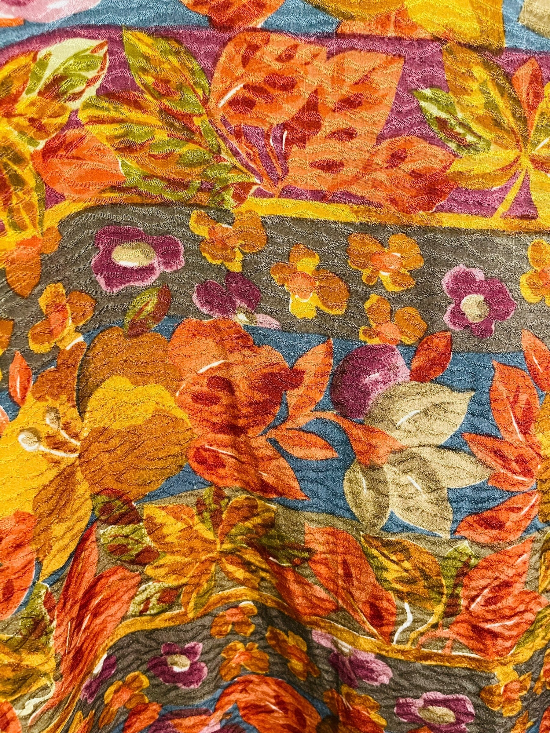 PRC7509 Avatar Pure Silk Hi Lo Top