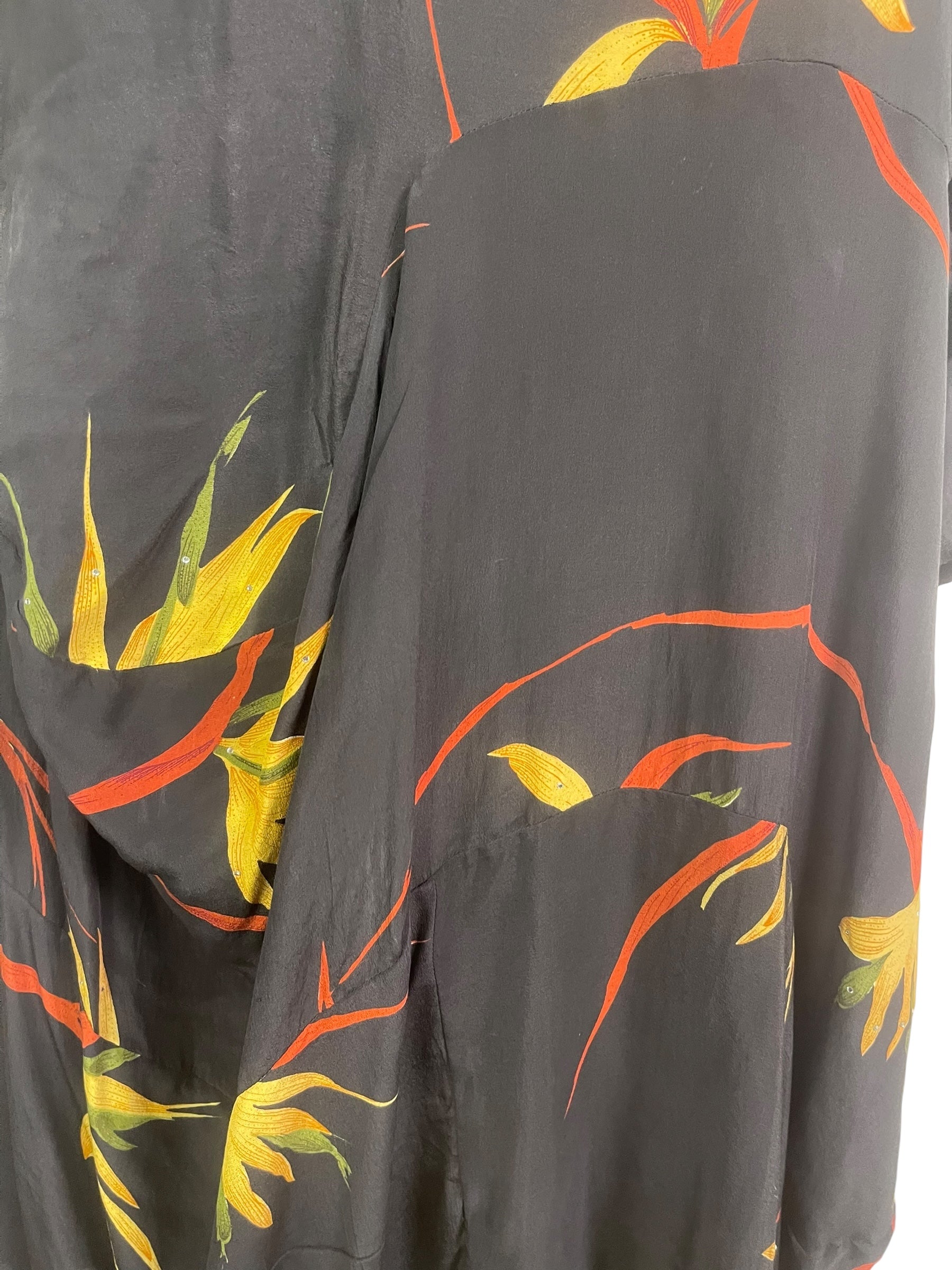 PRC8899 Wabi Sabi Sculptural Silk Long Tunic Dress by 15 FEBRUARY 2026 – Handmade ethical Sculptural Dress from sariKNOTsari using upcycled silk. Designed in Canada for travel and slow fashion, loved from Toronto to LA to Sydney.