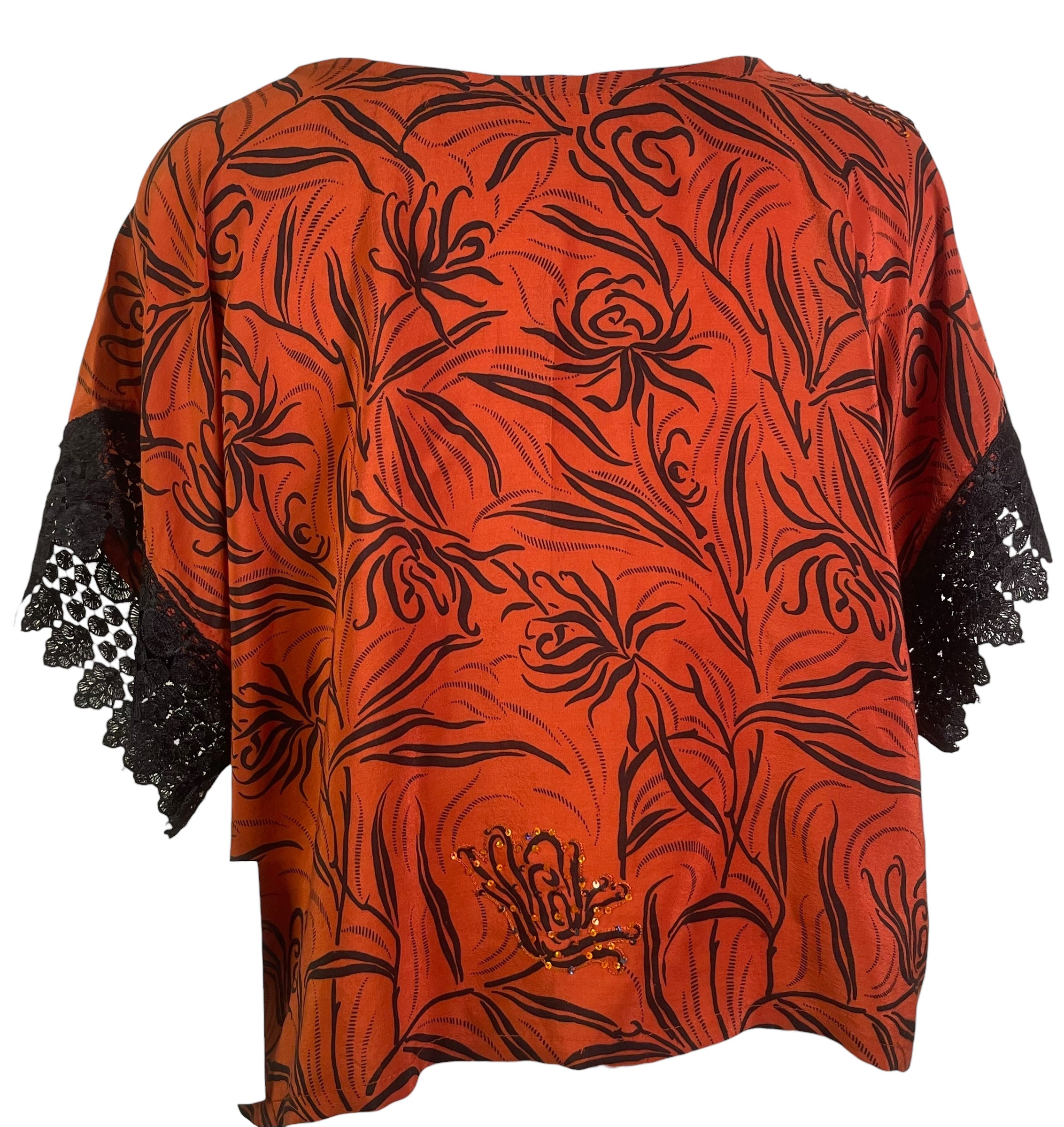 PREVIEW PRC6580 Avatar Pure Silk Boxy Top by MARCH2026 – Handmade ethical Boxy Top from sariKNOTsari using upcycled silk. Designed in Canada for travel and slow fashion, loved from Toronto to LA to Sydney.