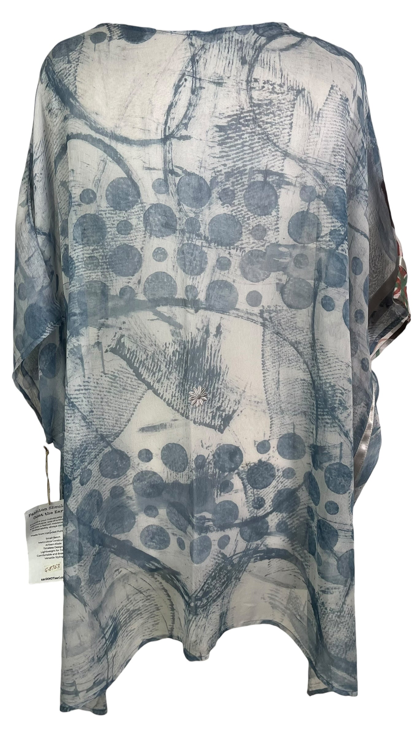 PRG8763 Sheer Avatar Pure Silk Short Kaftan Tunic with Slits by 15 FEBRUARY 2026 – Handmade ethical Short Kaftan from sariKNOTsari using upcycled silk. Designed in Canada for travel and slow fashion, loved from Toronto to LA to Sydney.