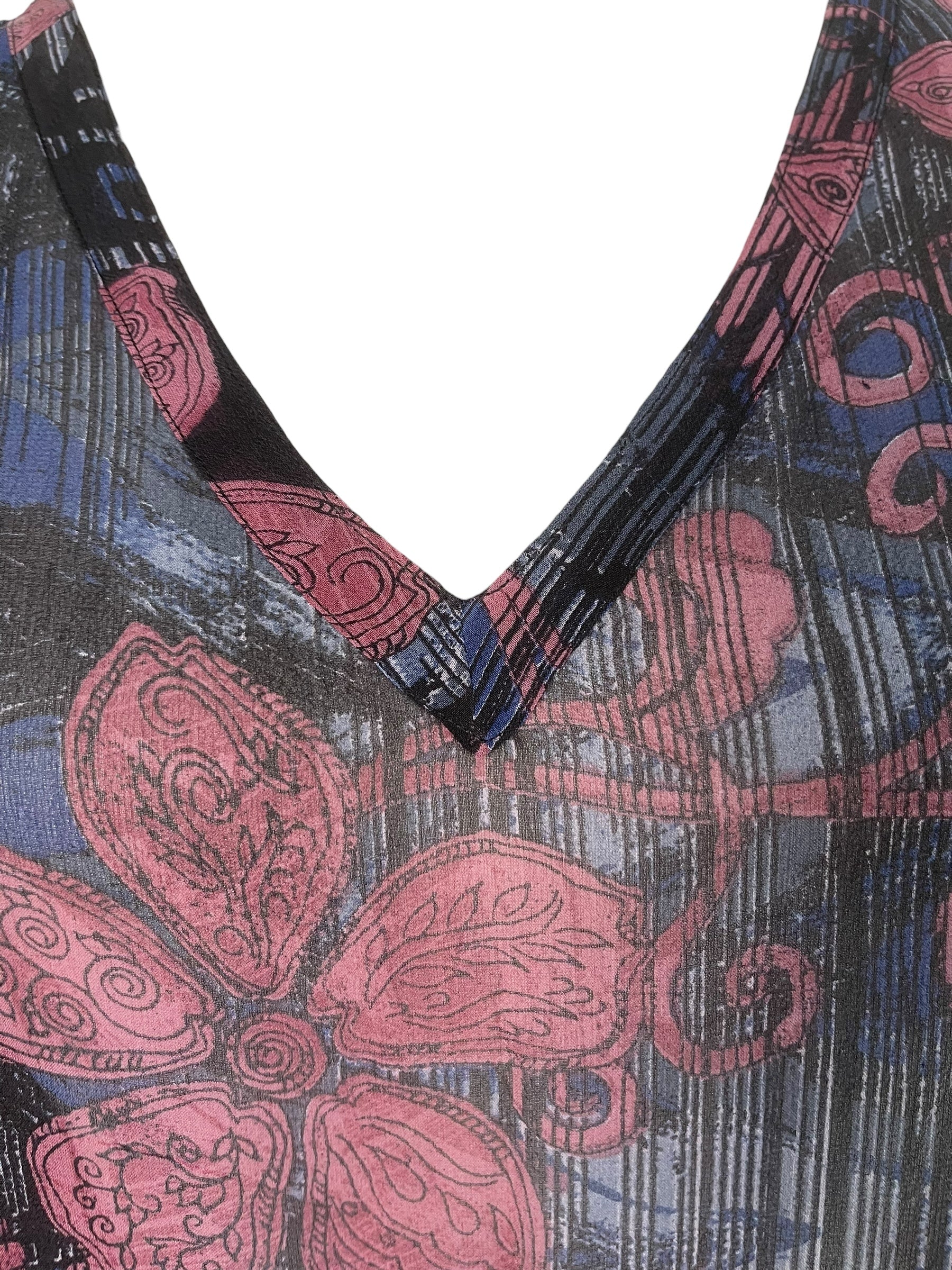 PREVIEW PRG8572 Sheer Avatar Pure Silk Midi Length Kaftan by MARCH2026 – Handmade ethical Midi Length Kaftan from sariKNOTsari using upcycled silk. Designed in Canada for travel and slow fashion, loved from Toronto to LA to Sydney. Featuring Zsiska, Bryn Walker and Artisan Leather coats by Rejean Pepin, Pepin designs