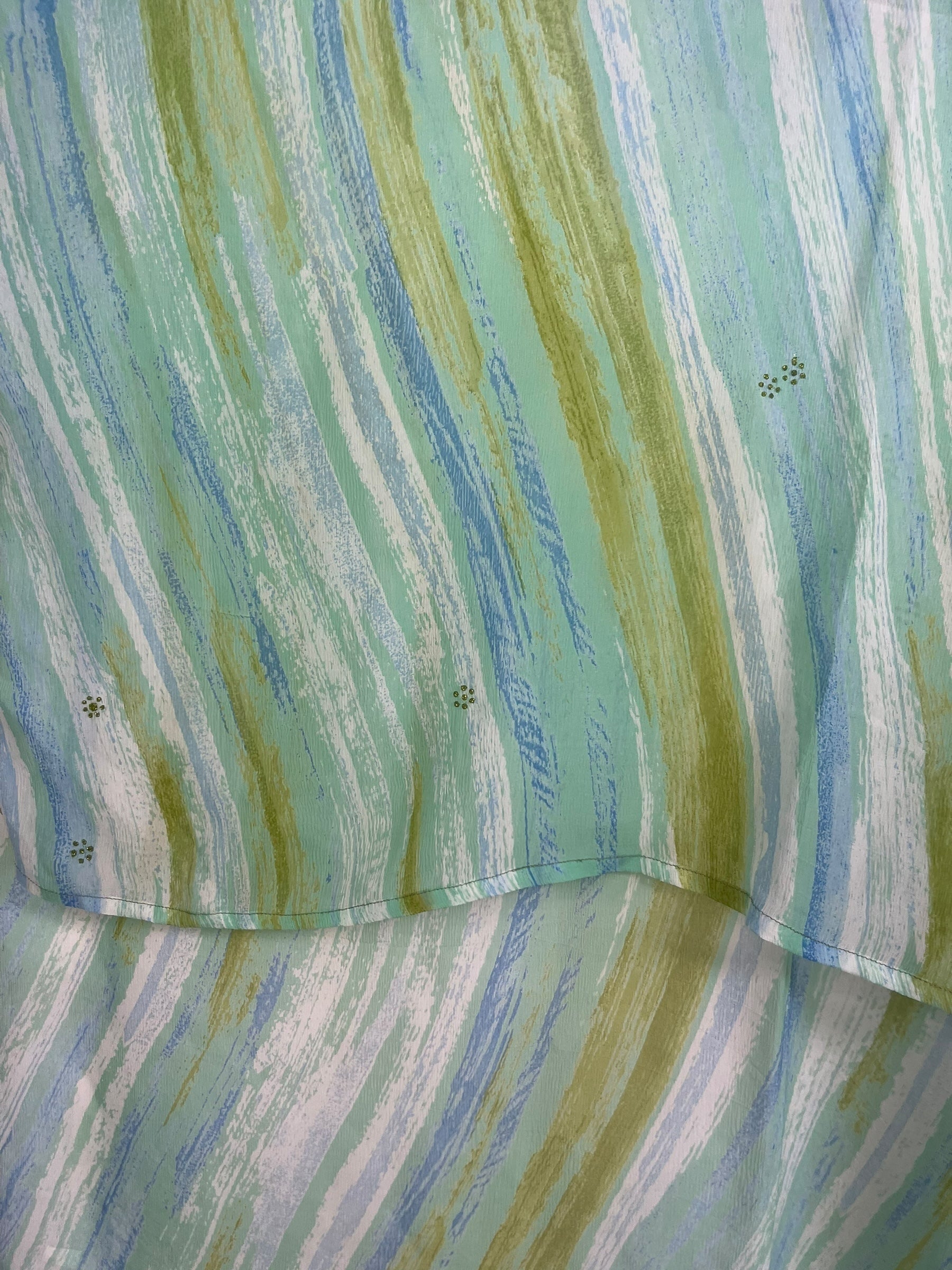 PREVIEW PCH8729 Very Sheer Avatar Pure Silk Hi Lo Top by MARCH2026 – Handmade ethical Hi Lo Top from sariKNOTsari using upcycled silk. Designed in Canada for travel and slow fashion, loved from Toronto to LA to Sydney.