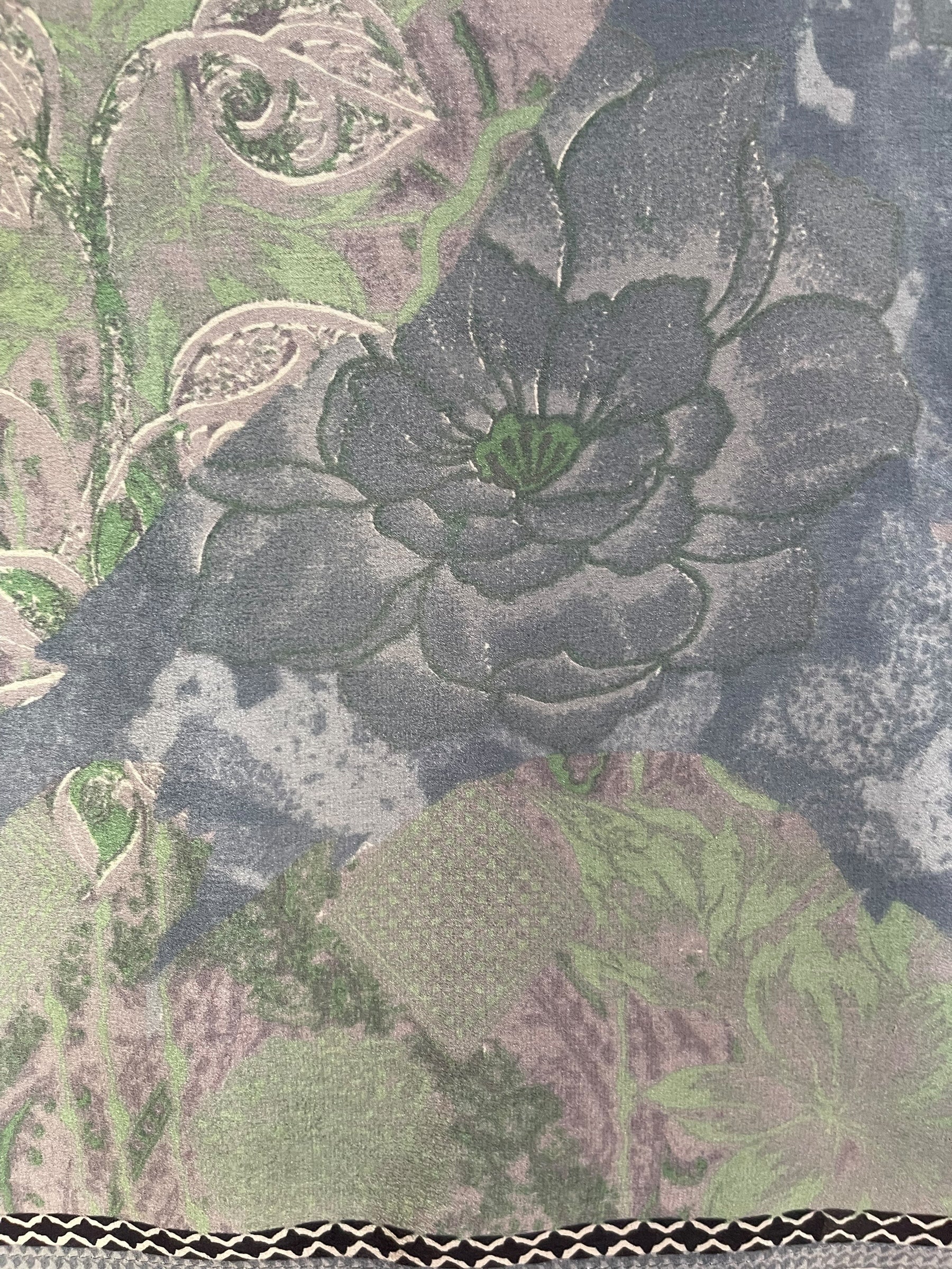 PRC6883 Avatar Pure Silk Versatile Vest