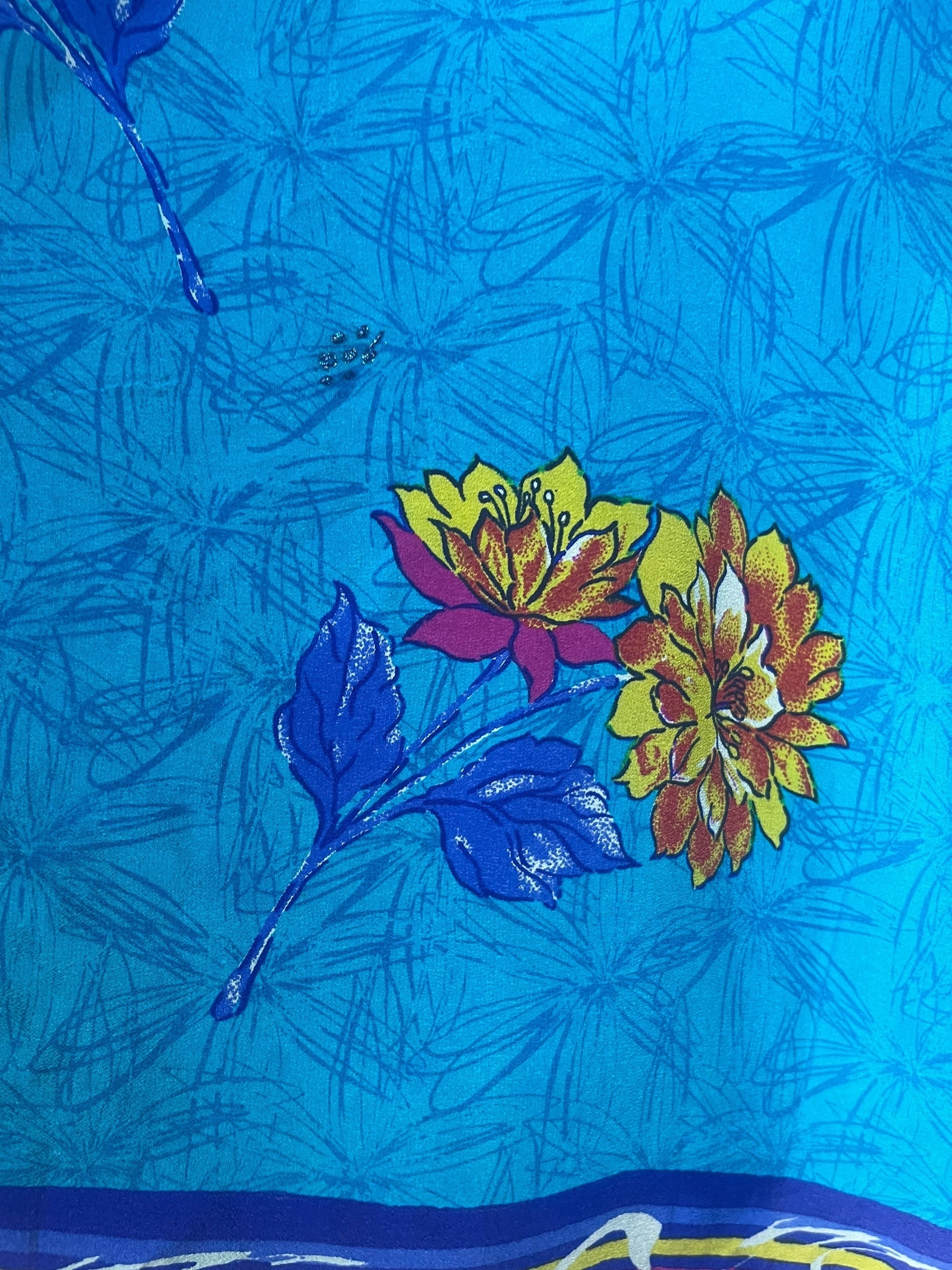 PREVIEW PRC7512 Avatar Pure Silk Capelet Poncho by DECEMBER2025 – Handmade ethical Poncho from sariKNOTsari using upcycled silk. Designed in Canada for travel and slow fashion, loved from Toronto to LA to Sydney.