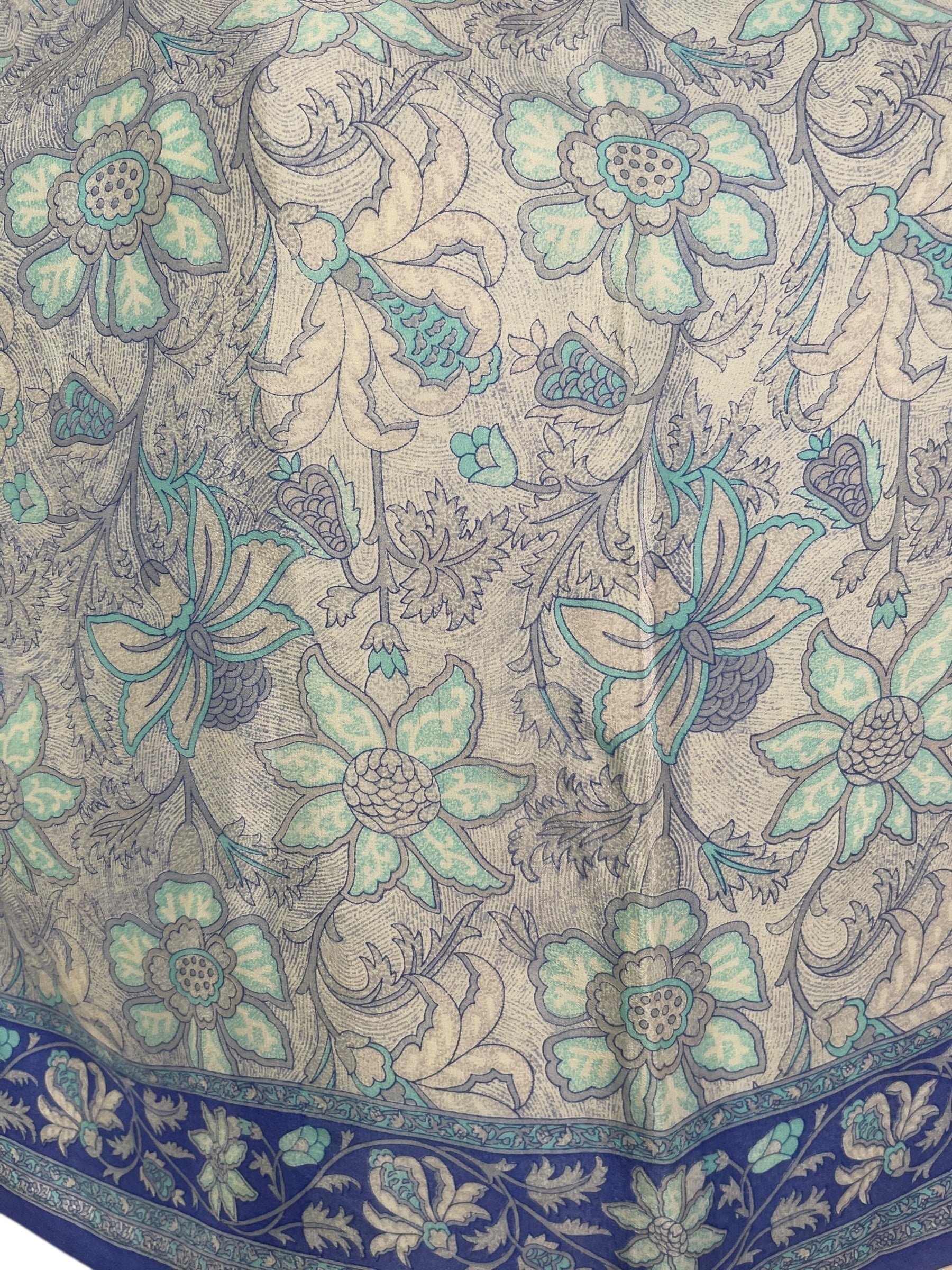 PREVIEW PRC8459 Avatar Pure Silk Boxy Top by MARCH2026 – Handmade ethical Boxy Top from sariKNOTsari using upcycled silk. Designed in Canada for travel and slow fashion, loved from Toronto to LA to Sydney.