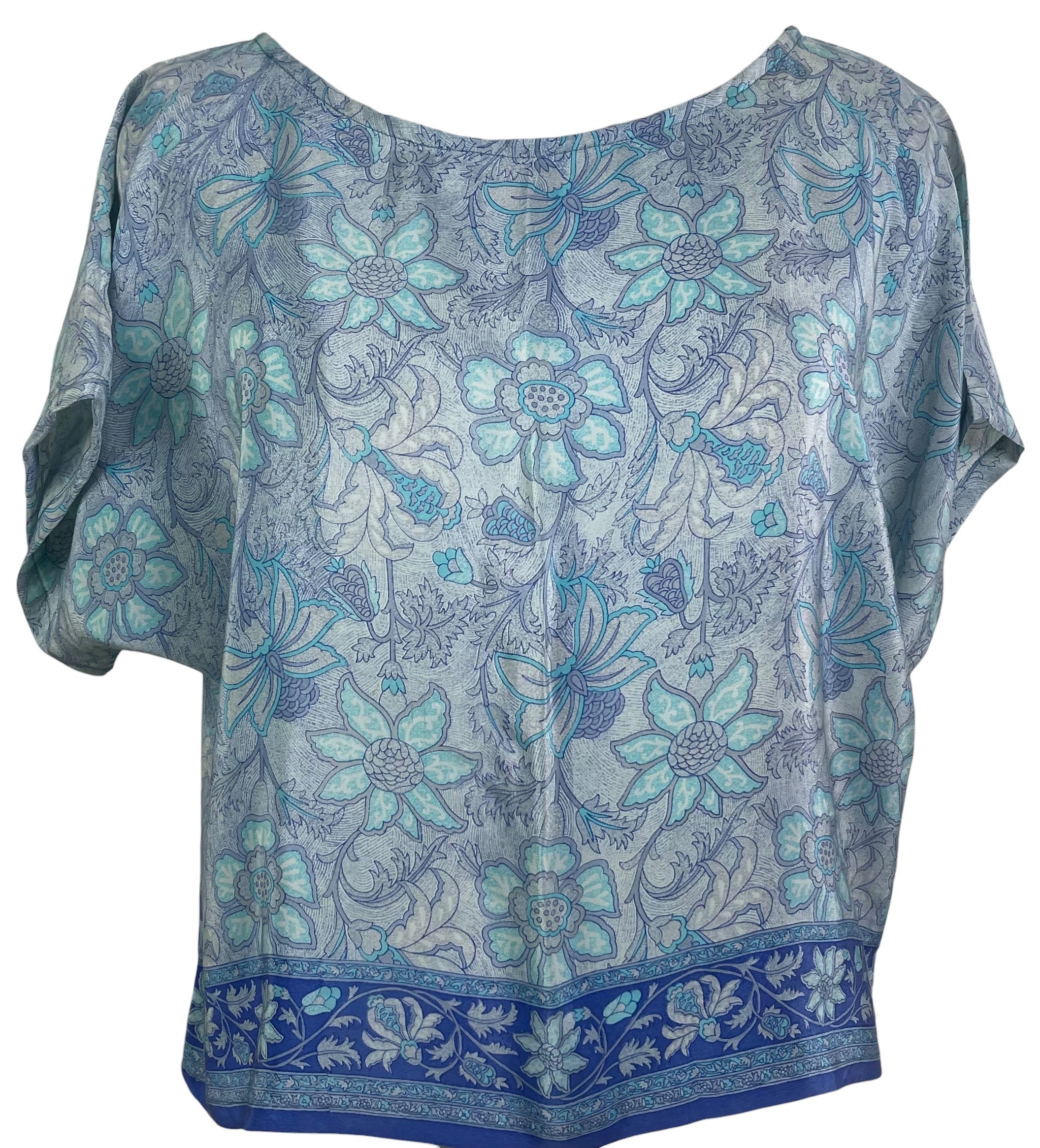 PREVIEW PRC8459 Avatar Pure Silk Boxy Top by MARCH2026 – Handmade ethical Boxy Top from sariKNOTsari using upcycled silk. Designed in Canada for travel and slow fashion, loved from Toronto to LA to Sydney.