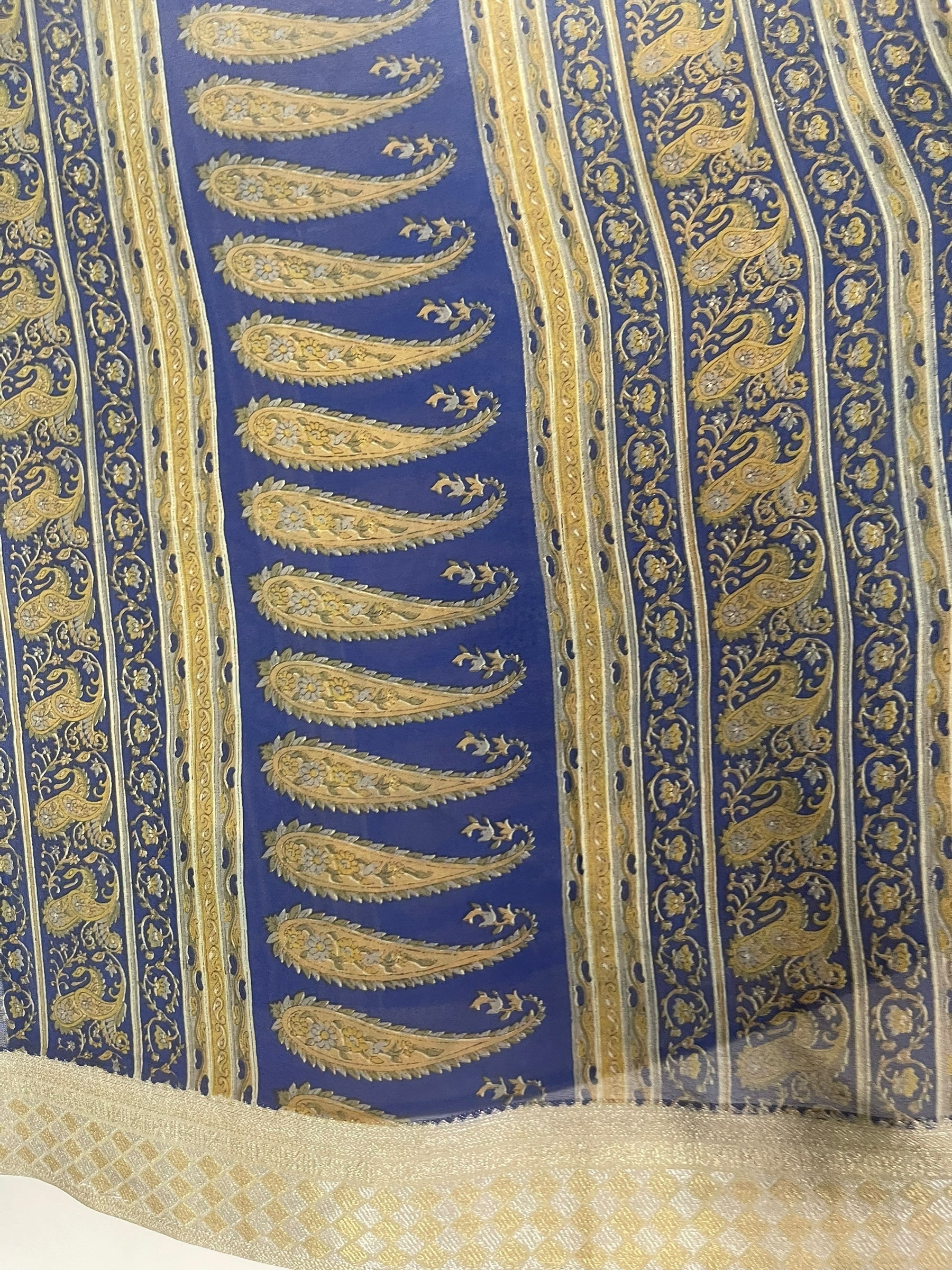 PRG7961 Sheer Avatar Pure Silk Capelet Poncho