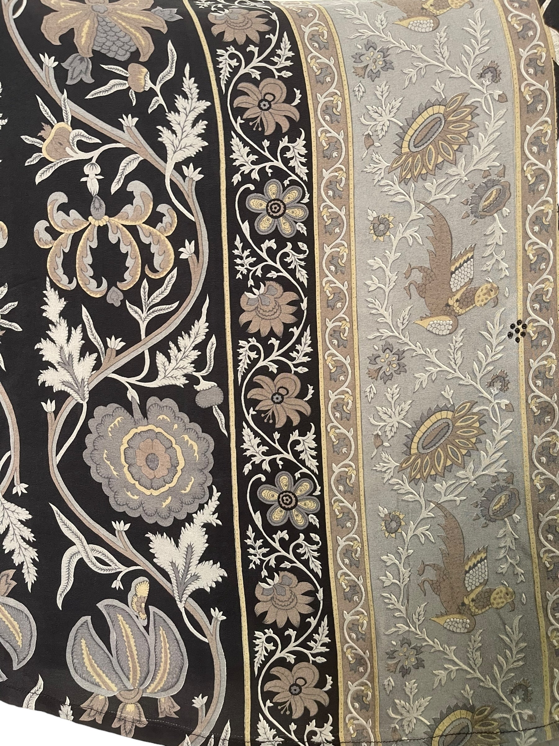 PREVIEW PRC8684 Avatar Pure Silk Capelet Poncho by MARCH2026 – Handmade ethical Poncho from sariKNOTsari using upcycled silk. Designed in Canada for travel and slow fashion, loved from Toronto to LA to Sydney.