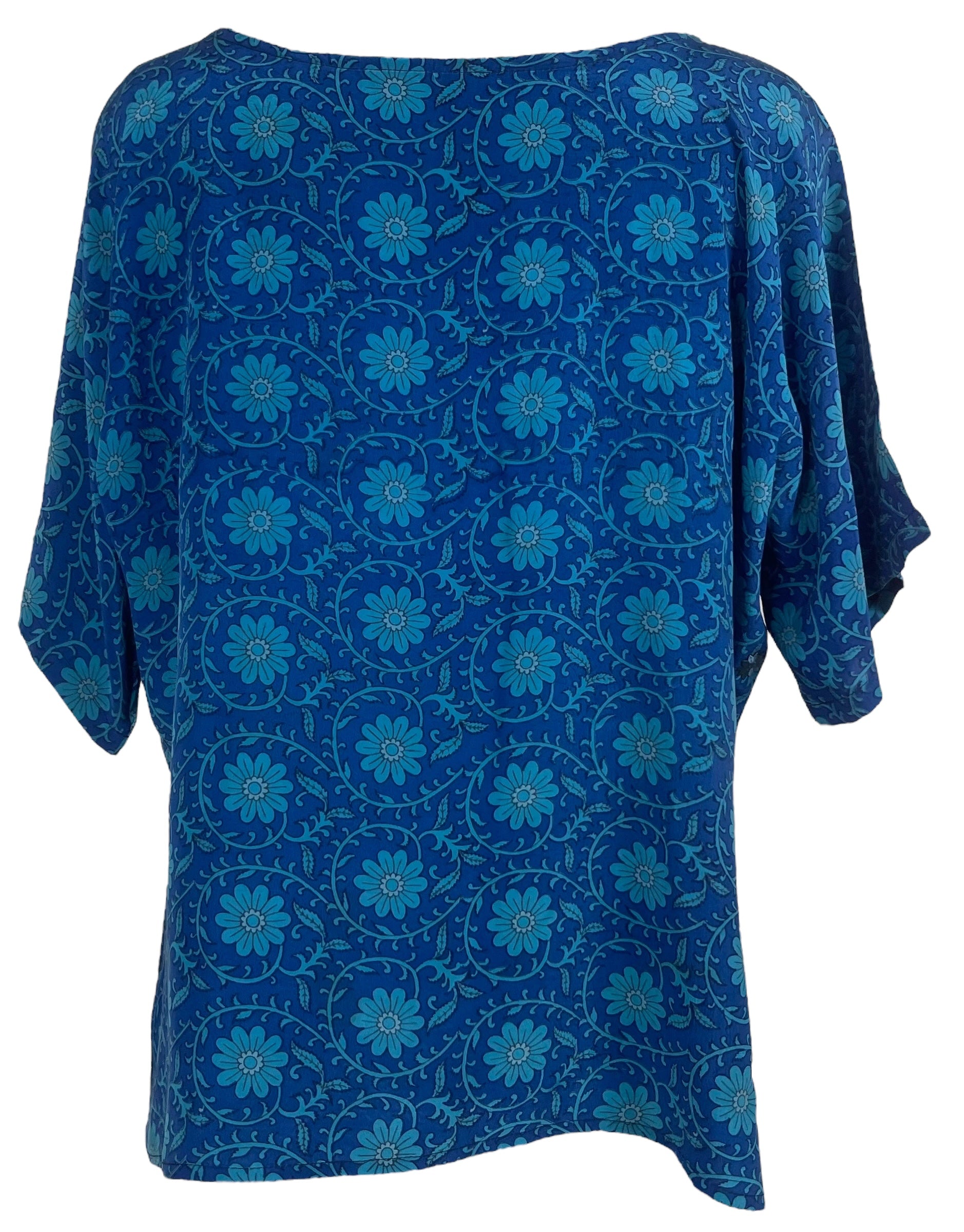 PRC8060 Wabi Sabi Pure Silk Side Slit Top by DECEMBER2025 – Handmade ethical Side Slit Top from sariKNOTsari using upcycled silk. Designed in Canada for travel and slow fashion, loved from Toronto to LA to Sydney.