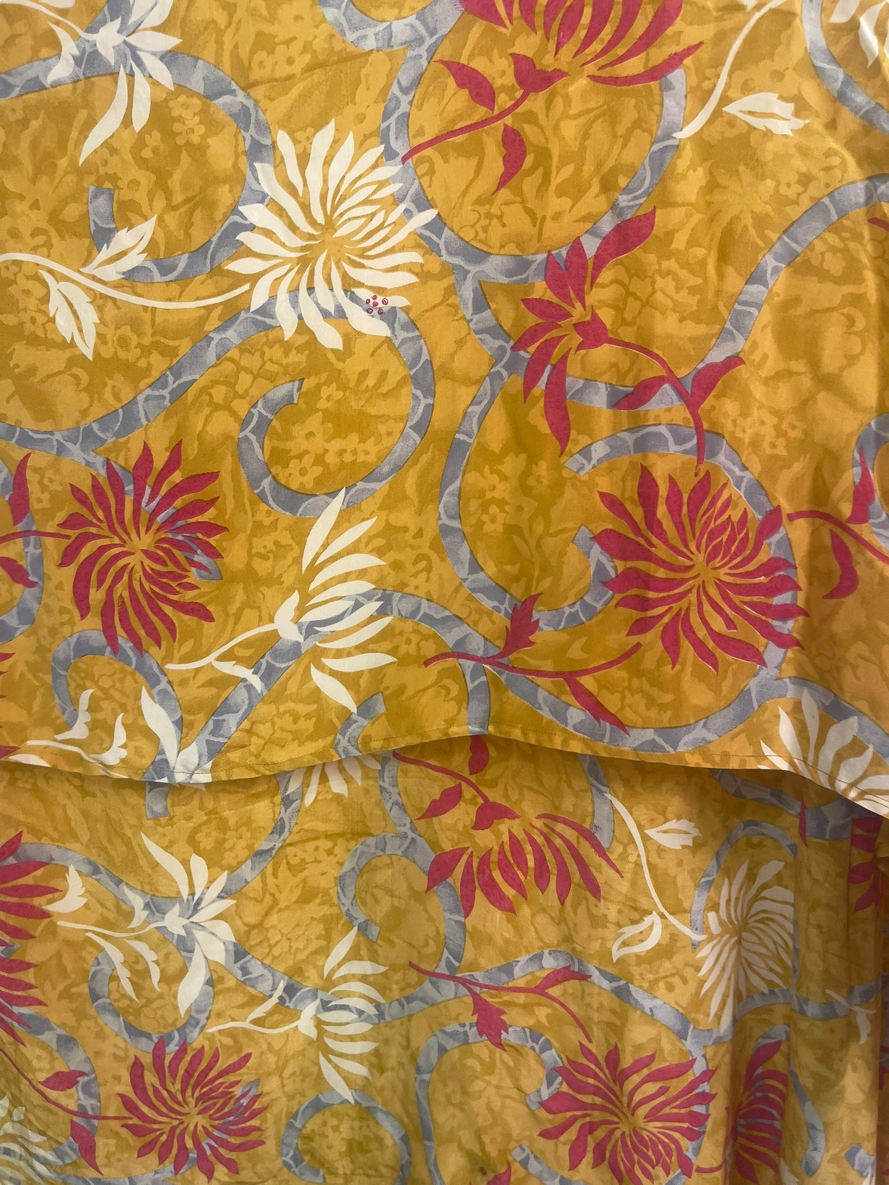 PRC8217 Wabi Sabi Pure Silk Hi Lo Top