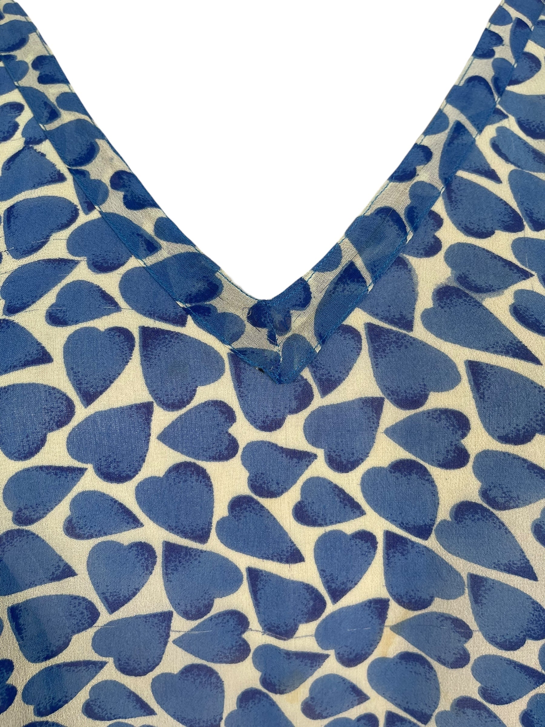 PRG8775 Sheer Wabi Sabi Pure Silk Short Kaftan Tunic With Slits by 15 FEBRUARY 2026 – Handmade ethical Short Kaftan from sariKNOTsari using upcycled silk. Designed in Canada for travel and slow fashion, loved from Toronto to LA to Sydney.