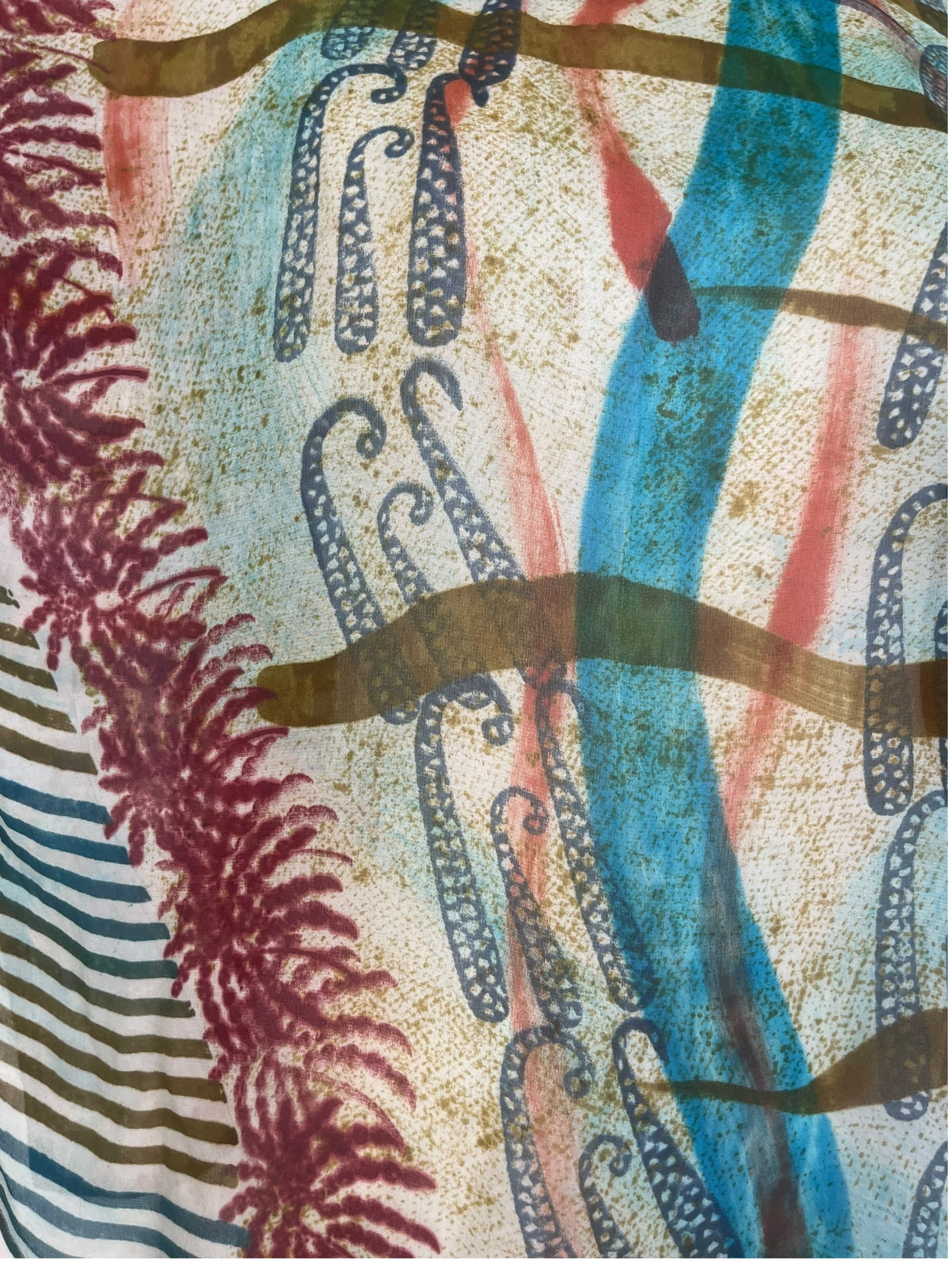 PREVIEW PRG7570 Sheer Avatar Pure Silk Side Slit Top by DECEMBER2025 – Handmade ethical Side Slit Top from sariKNOTsari using upcycled silk. Designed in Canada for travel and slow fashion, loved from Toronto to LA to Sydney.