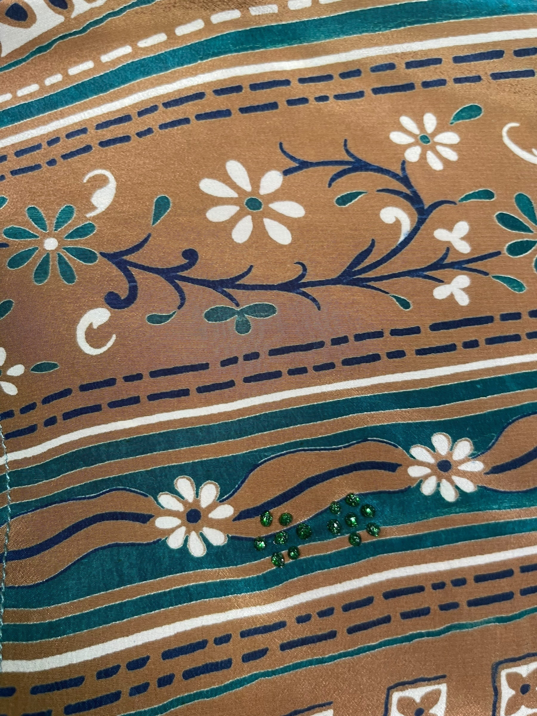 PREVIEW PRC8472 Avatar Pure Silk Self Pocket Tunic Dress by FEBRUARY2026 – Handmade ethical Self Pocket Tunic from sariKNOTsari using upcycled silk. Designed in Canada for travel and slow fashion, loved from Toronto to LA to Sydney.