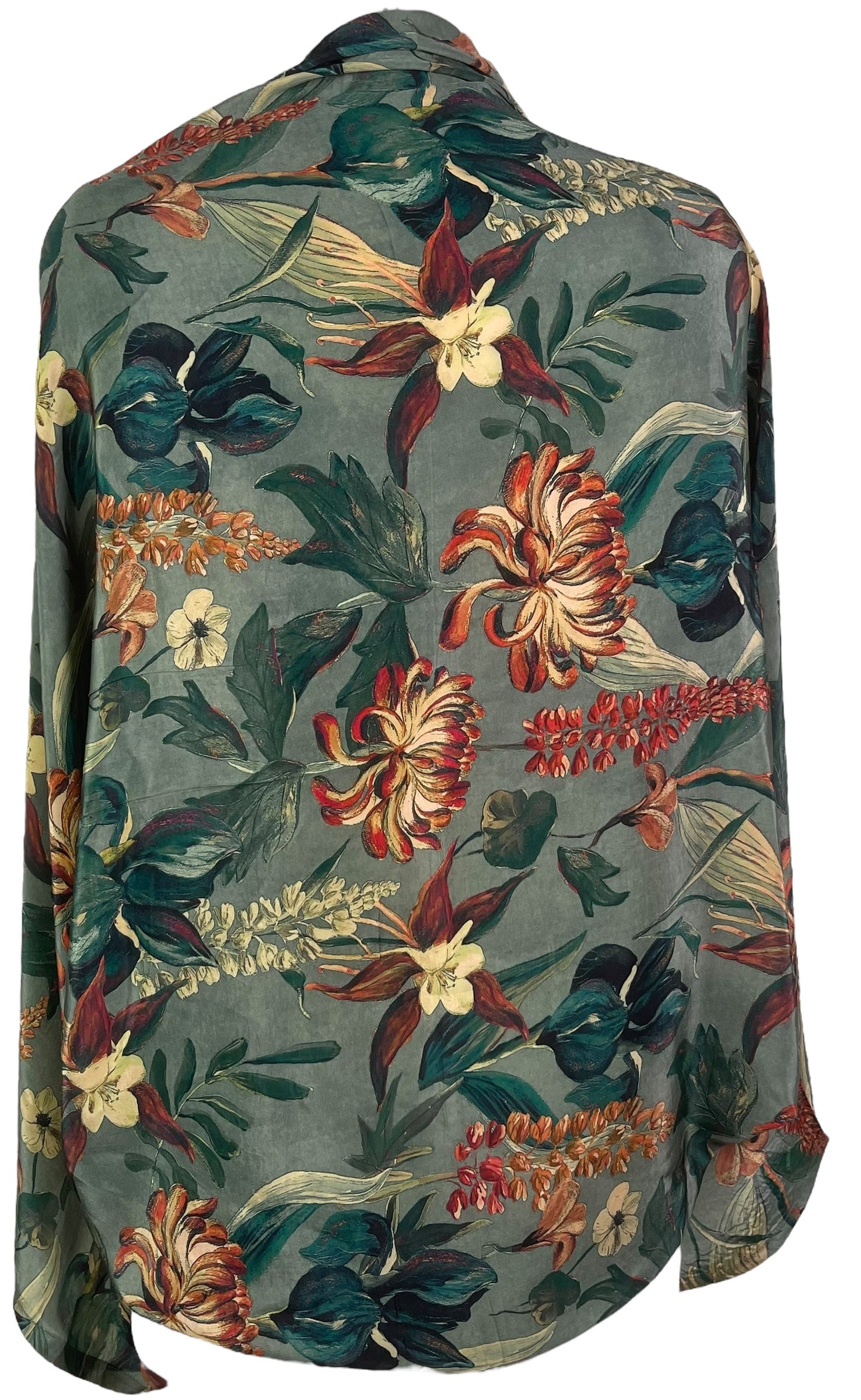 PRC8080 Avatar Pure Silk Shrug by DECEMBER2025 – Handmade ethical Shrug from sariKNOTsari using upcycled silk. Designed in Canada for travel and slow fashion, loved from Toronto to LA to Sydney.