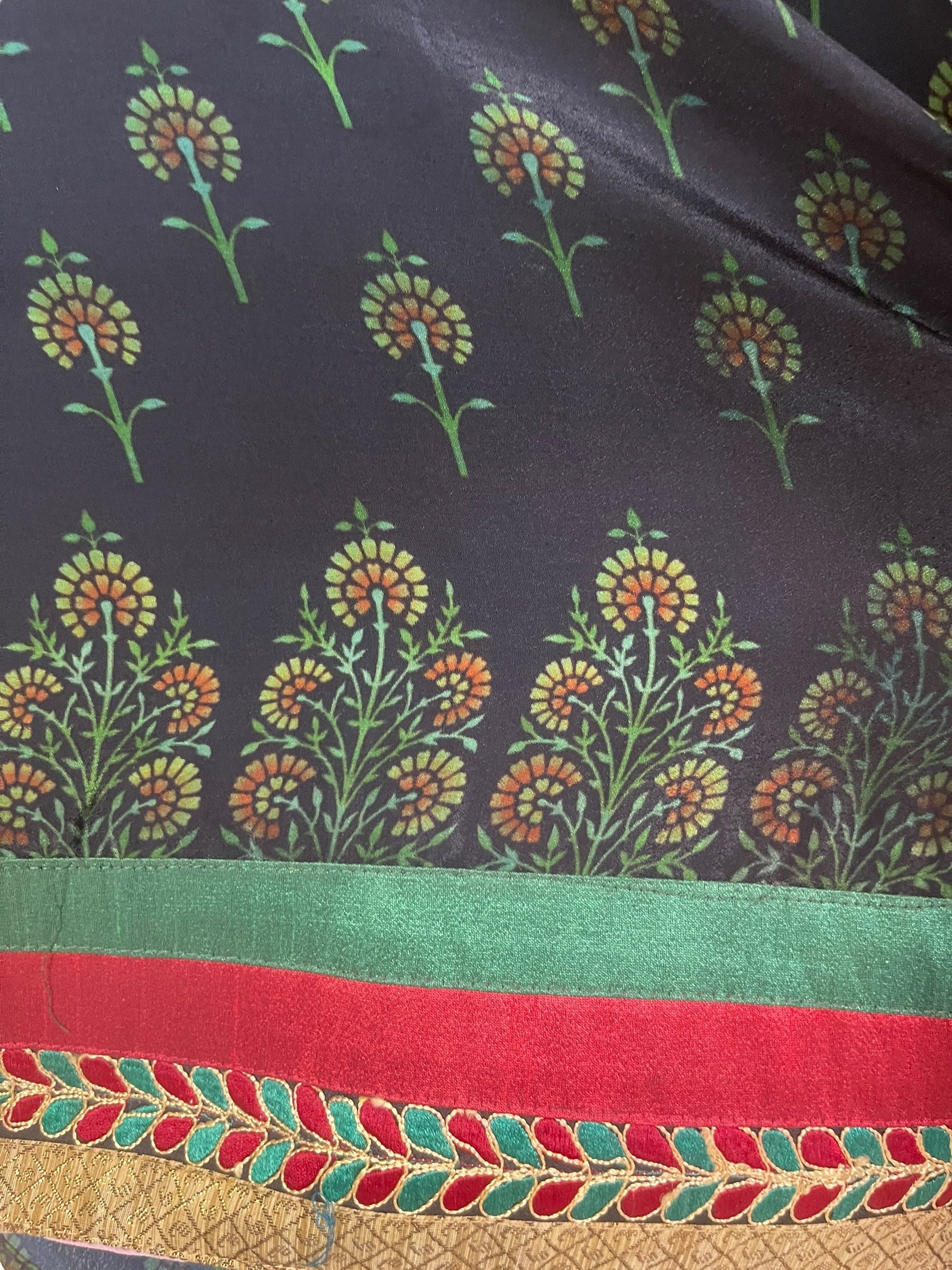 PRC8188 Avatar Pure Silk Versatile Vest