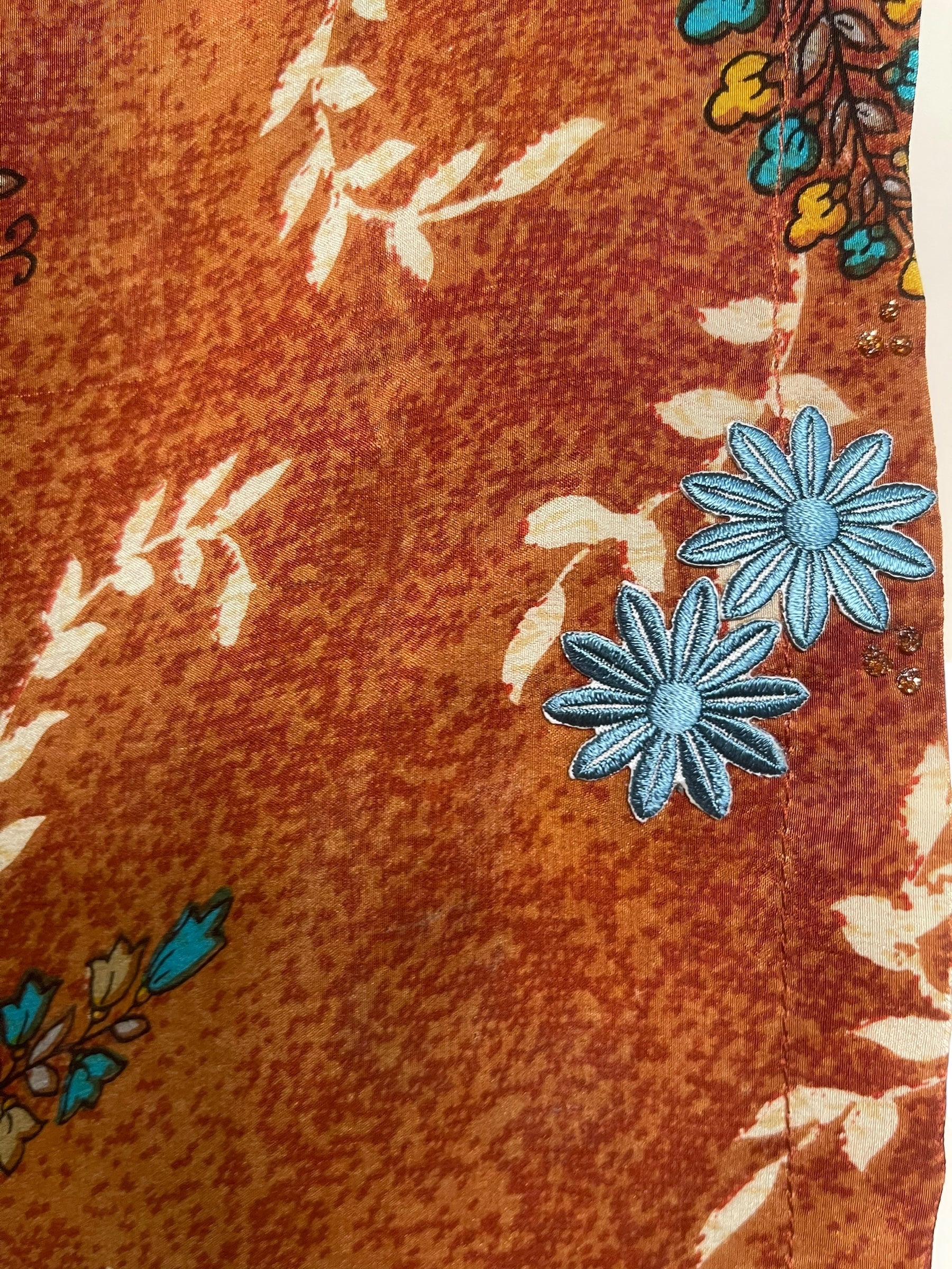 PREVIEW PRC8739 Avatar Pure Silk Kimono-Sleeved Top by MARCH2026 – Handmade ethical Kimono Top from sariKNOTsari using upcycled silk. Designed in Canada for travel and slow fashion, loved from Toronto to LA to Sydney. Featuring Zsiska, Bryn Walker and Artisan Leather coats by Rejean Pepin, Pepin designs