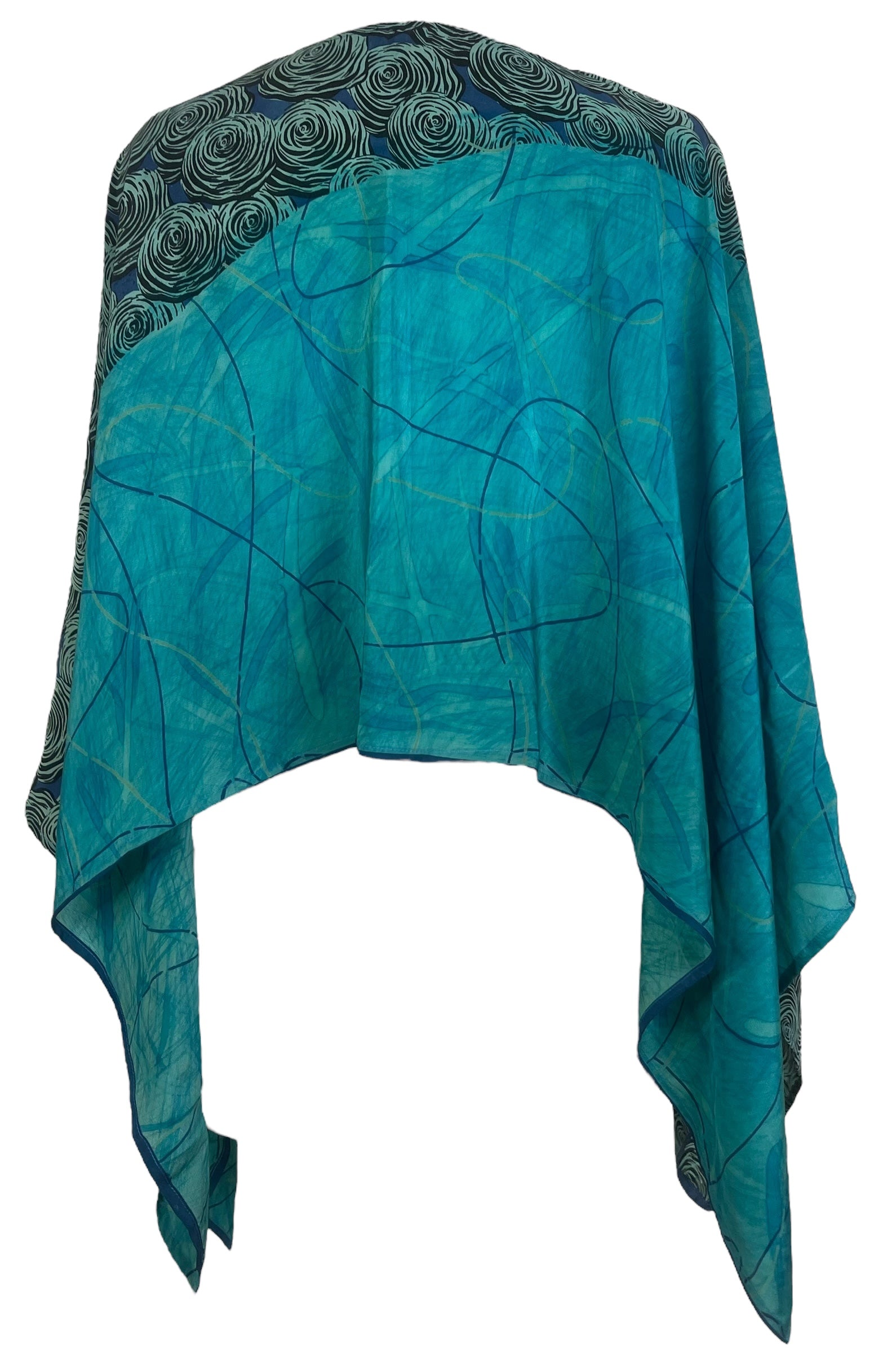 PREVIEW PRC7621 Pure Silk Wabi Sabi Capelet Poncho by DECEMBER2025 – Handmade ethical Poncho from sariKNOTsari using upcycled silk. Designed in Canada for travel and slow fashion, loved from Toronto to LA to Sydney.