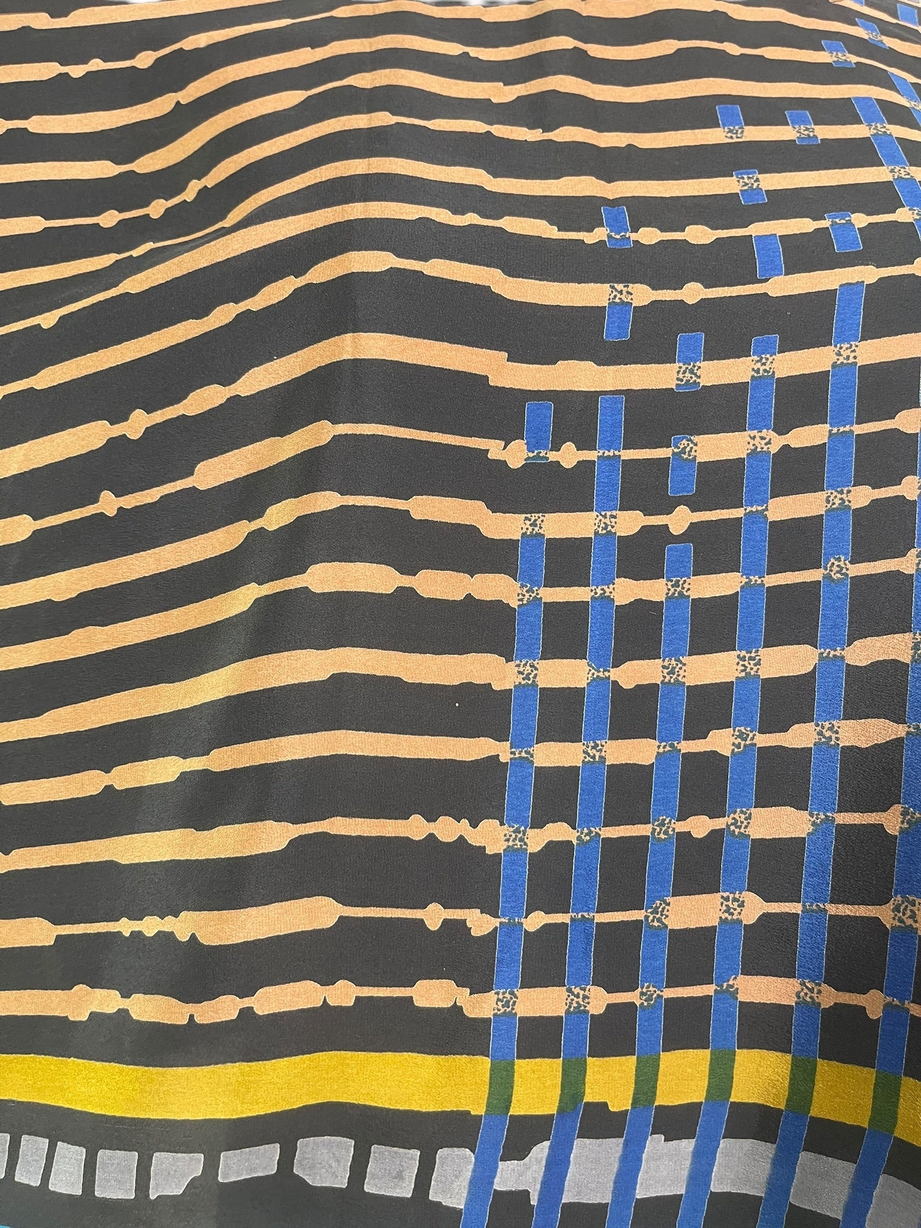 PREVIEW PRC7977 Avatar Pure Silk Capelet Poncho by DECEMBER2025 – Handmade ethical Poncho from sariKNOTsari using upcycled silk. Designed in Canada for travel and slow fashion, loved from Toronto to LA to Sydney.