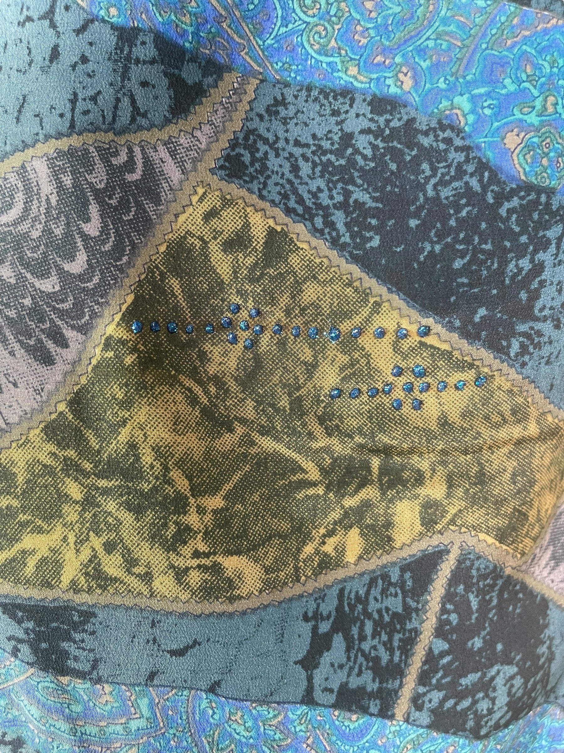 PRC7838 Avatar Pure Silk Side Slit Top