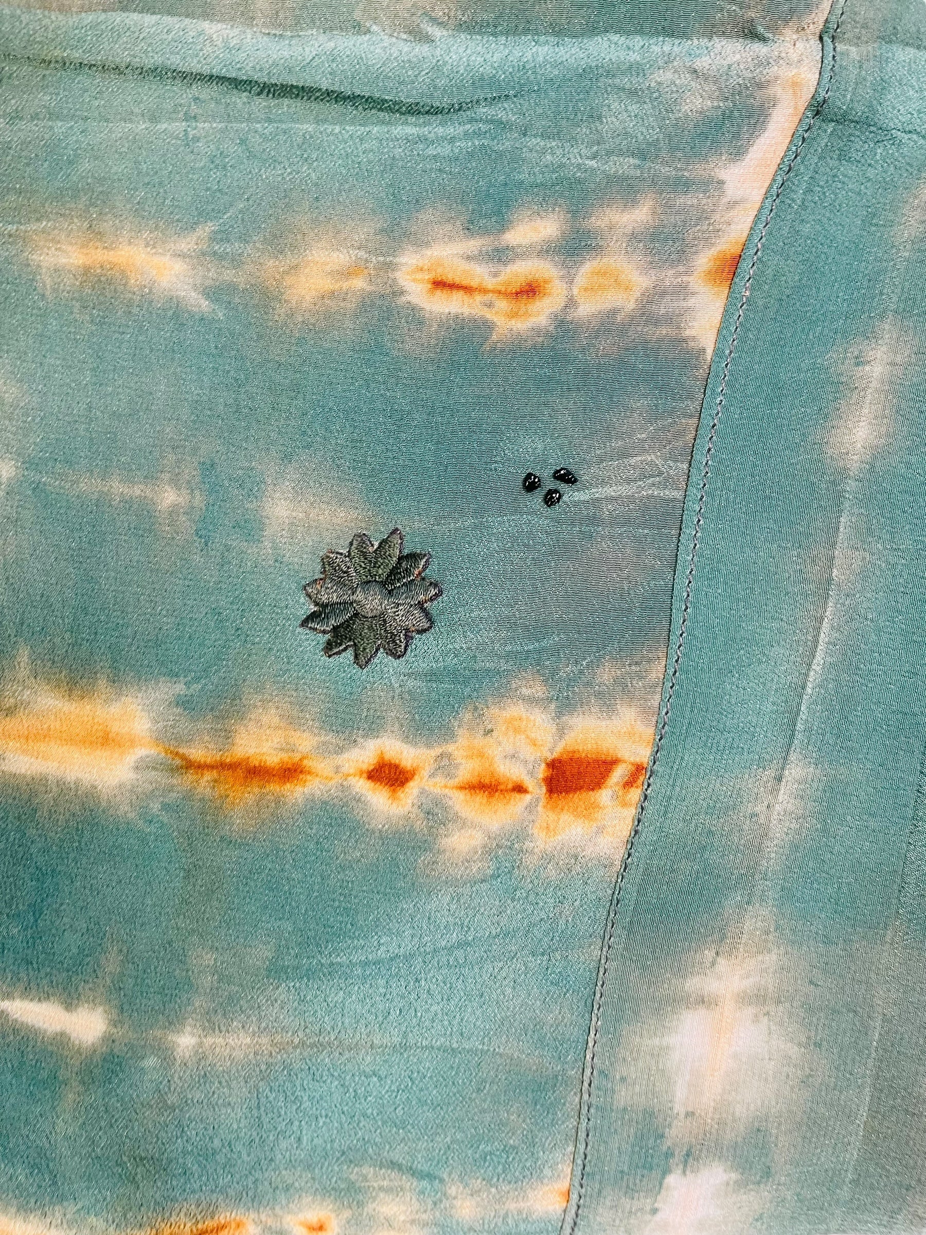 REVOLUTIONHER PRC7393 Avatar Reversible Pure Silk Jiva Jacket