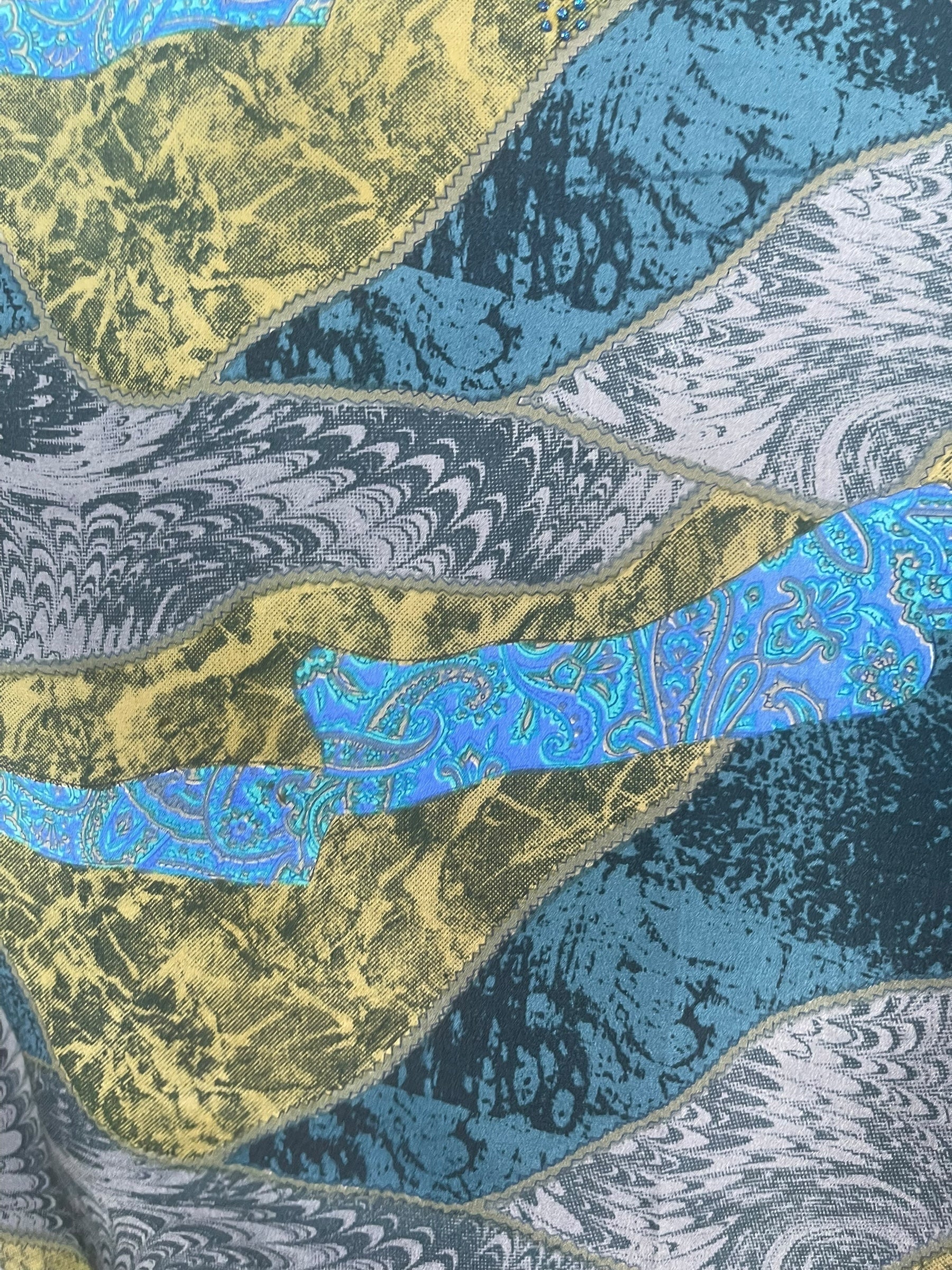 PRC7838 Avatar Pure Silk Side Slit Top