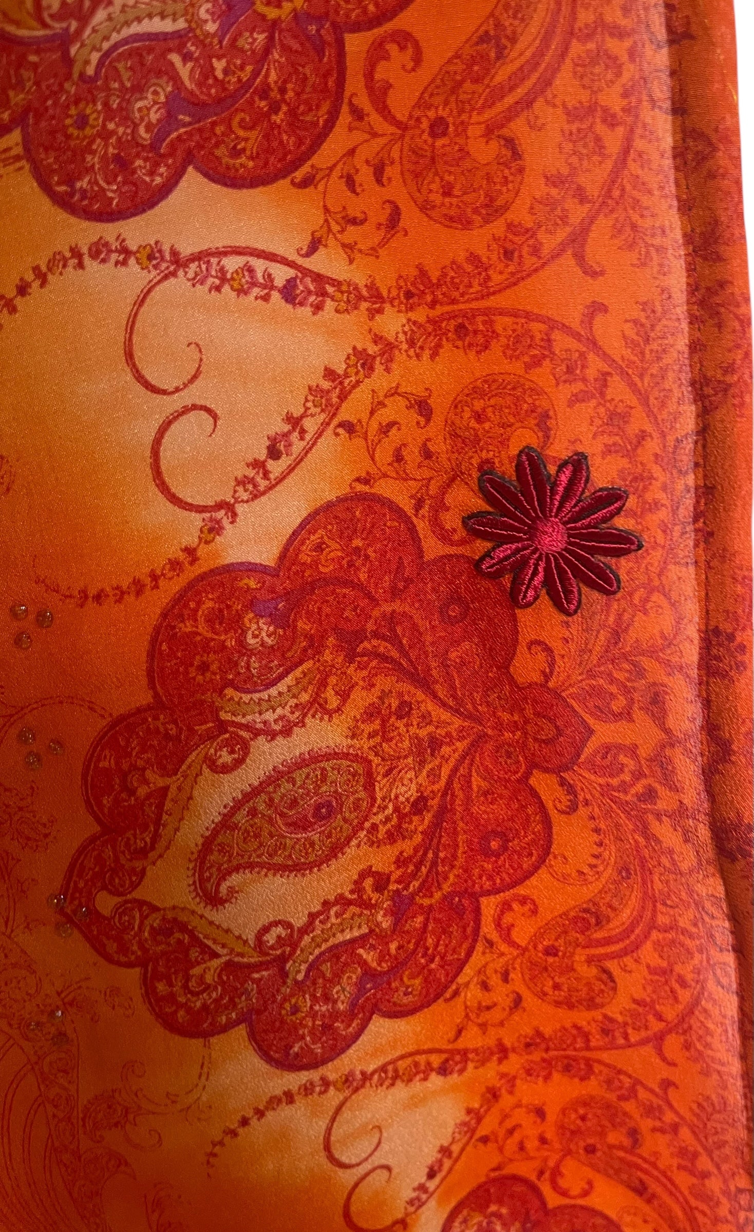 PRC8499 Avatar Pure Silk Hi Lo Top