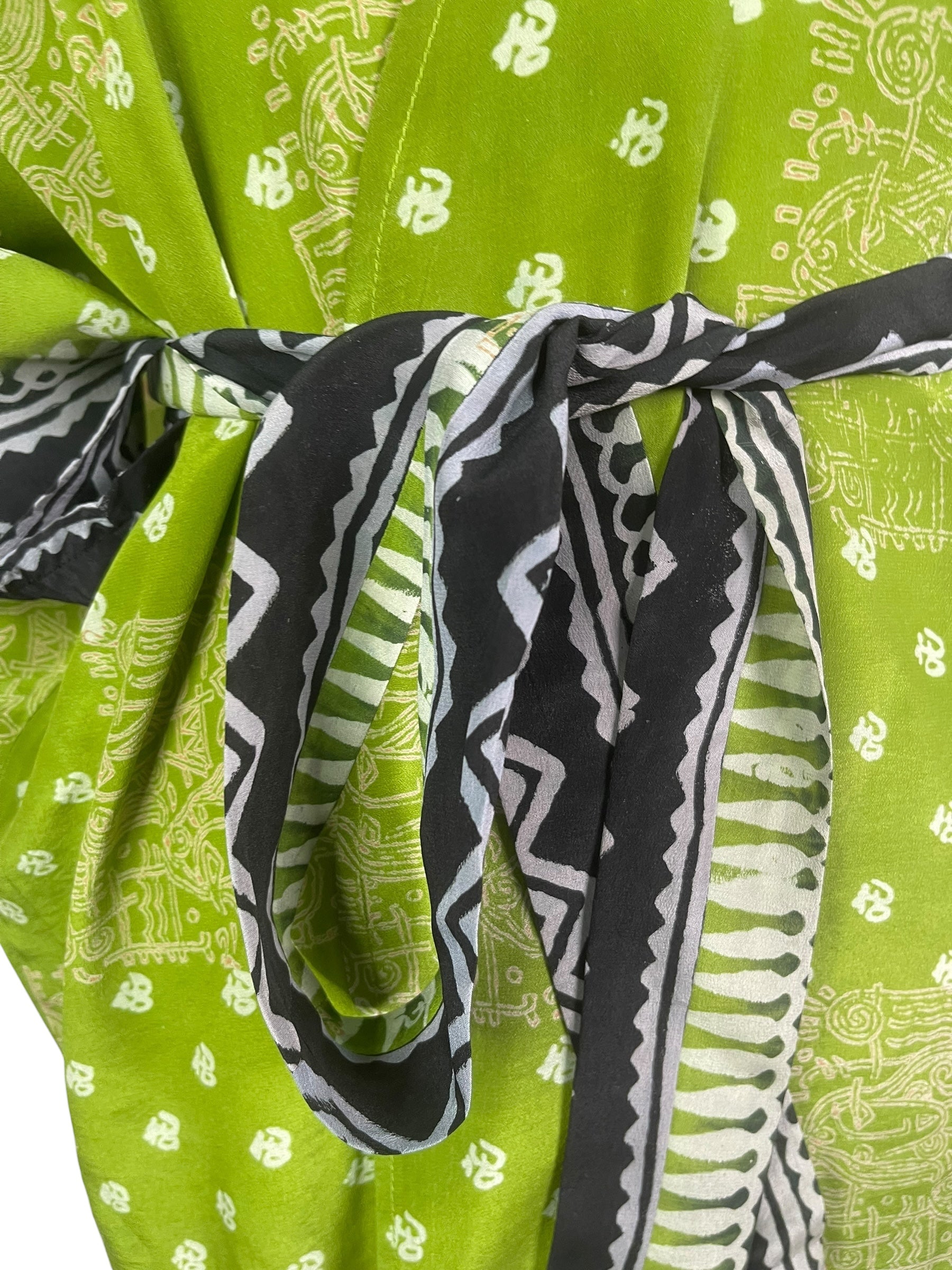 PREVIEW PRC8497 Avatar Pure Silk Kimono-Sleeved Jacket with Belt by MARCH2026 – Handmade ethical Short Kimono from sariKNOTsari using upcycled silk. Designed in Canada for travel and slow fashion, loved from Toronto to LA to Sydney. Featuring Zsiska, Bryn Walker and Artisan Leather coats by Rejean Pepin, Pepin designs