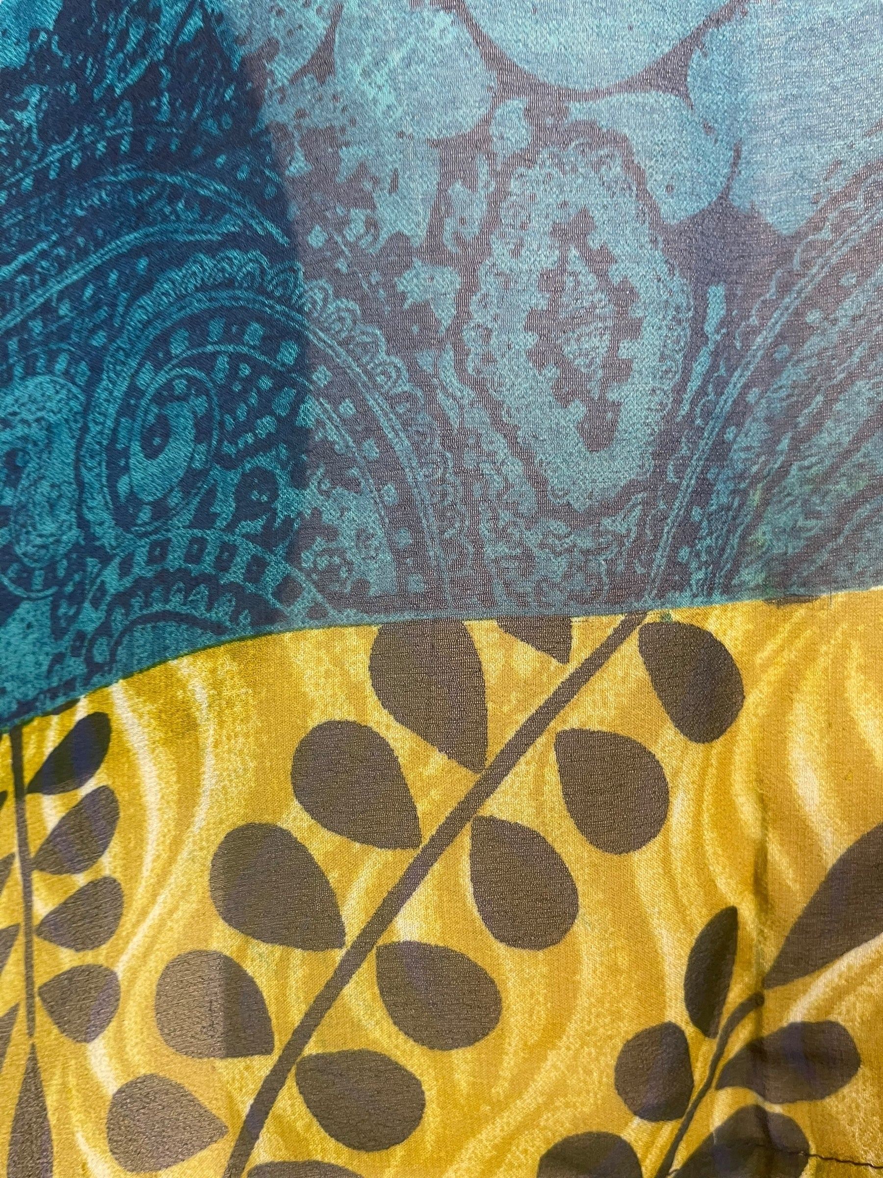 DEEANNS PRG8124 Sheer Avatar Pure Silk Kimono-Sleeved Top