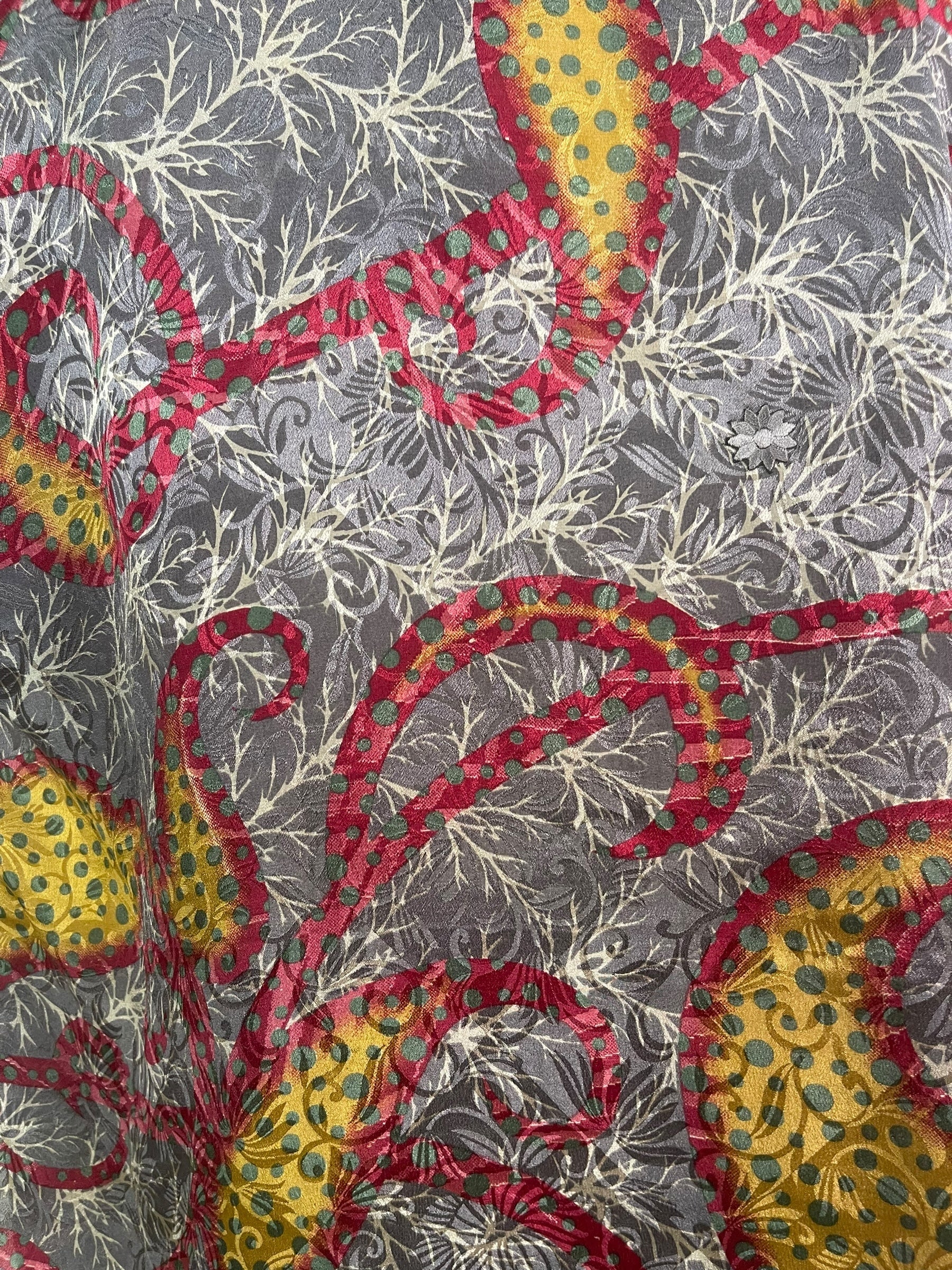 PRS7974 Avatar Pure Silk Satin Side Slit Top