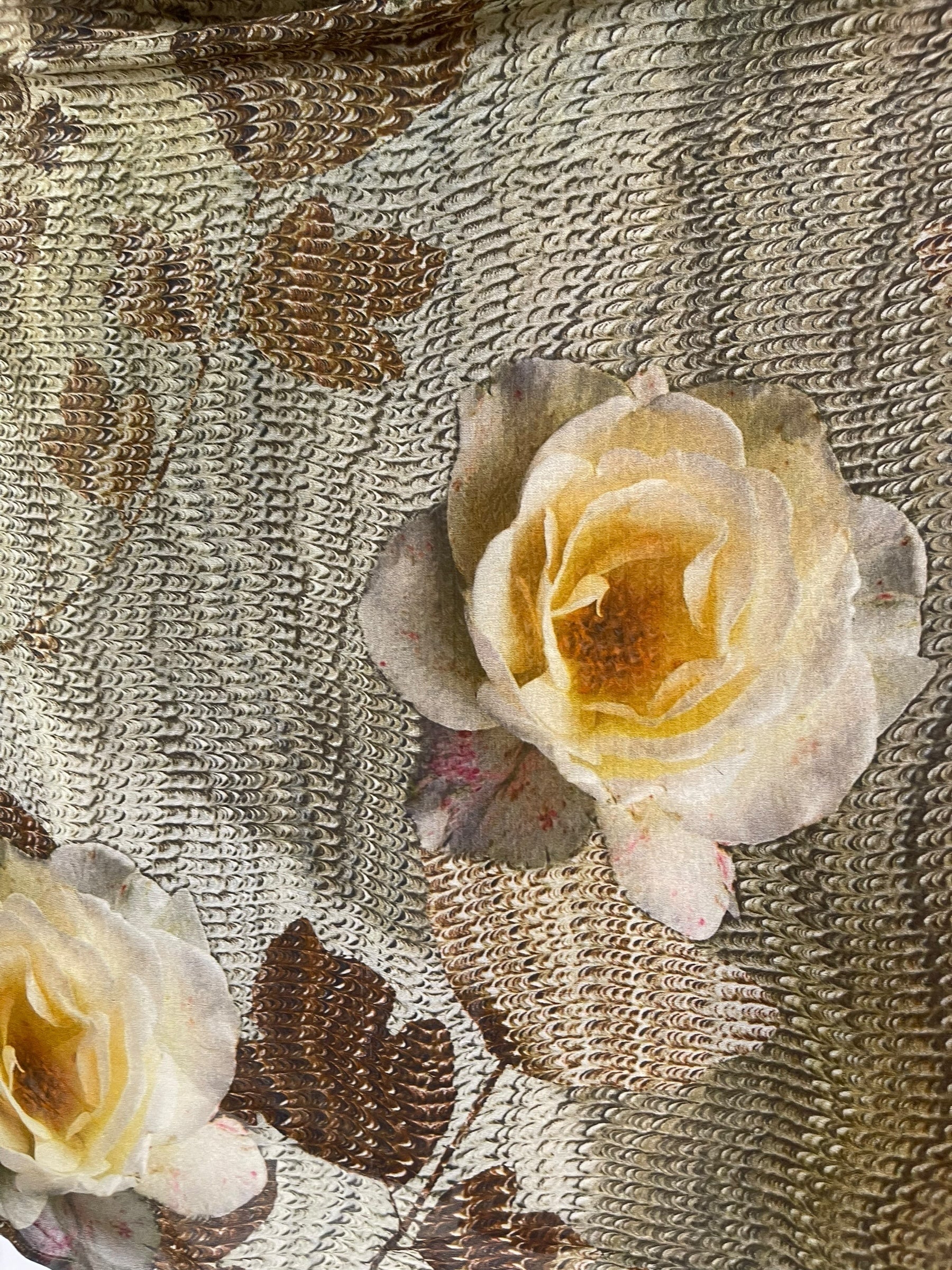 PRG7786 Sheer Avatar Pure Silk Versatile Vest