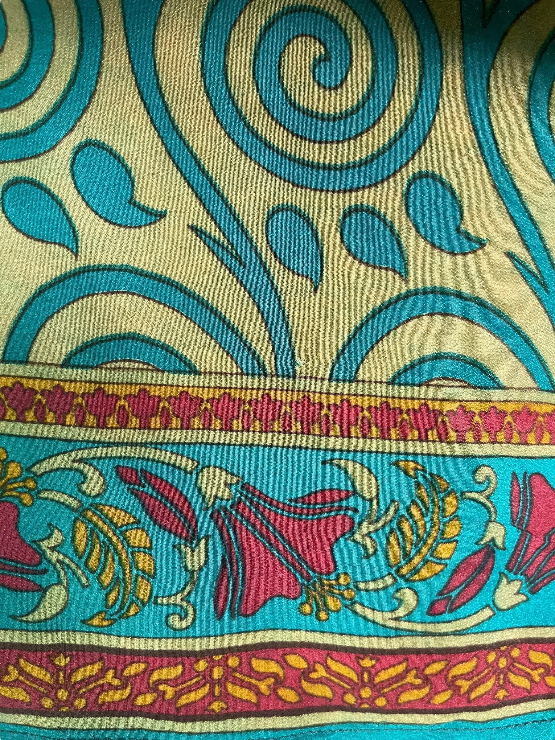 PRC7805 Avatar Pure Silk Versatile Vest