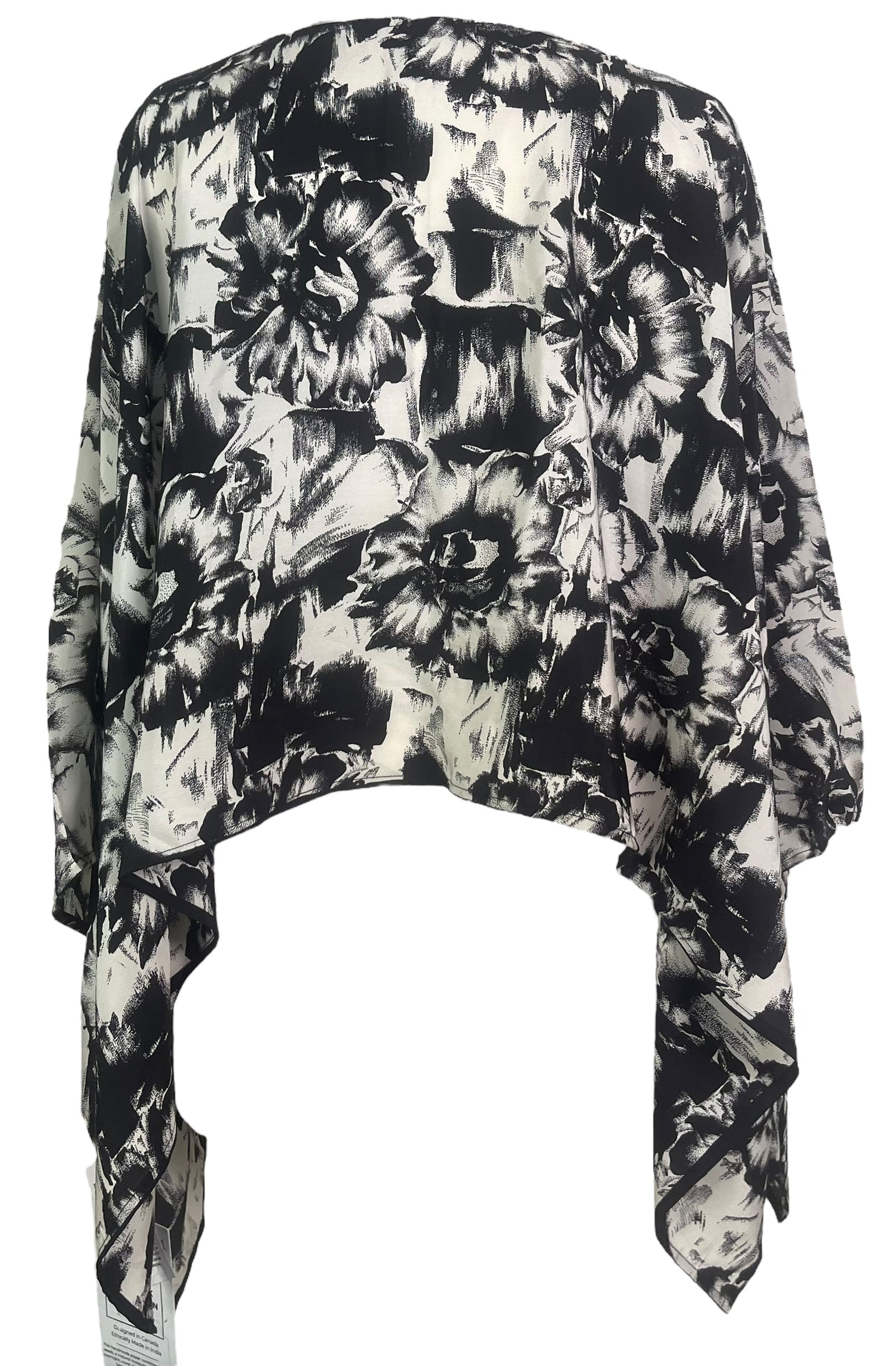 PREVIEW PRC7777 Avatar Pure Silk Capelet Poncho by DECEMBER2025 – Handmade ethical Poncho from sariKNOTsari using upcycled silk. Designed in Canada for travel and slow fashion, loved from Toronto to LA to Sydney.