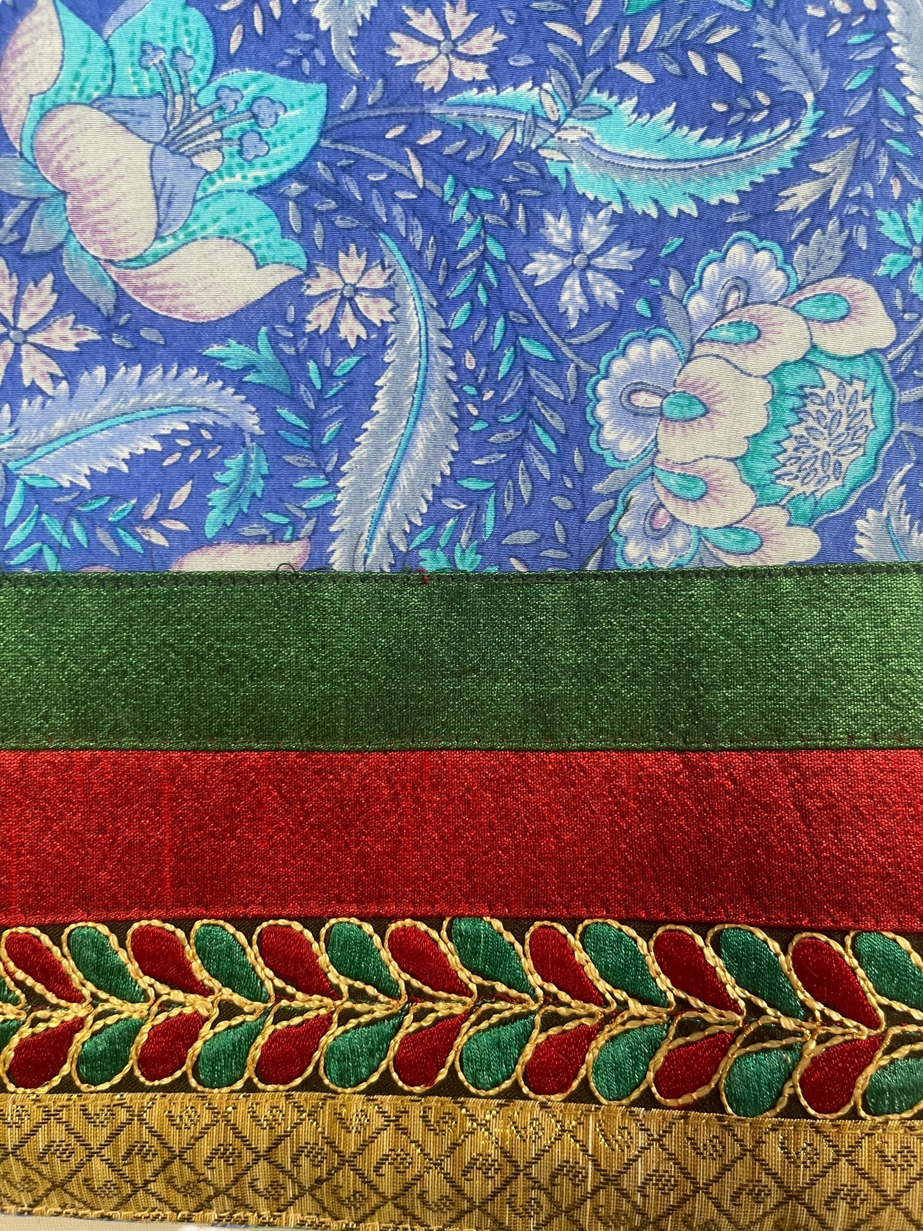 PRC7569 Avatar Pure Silk Side Slit Top