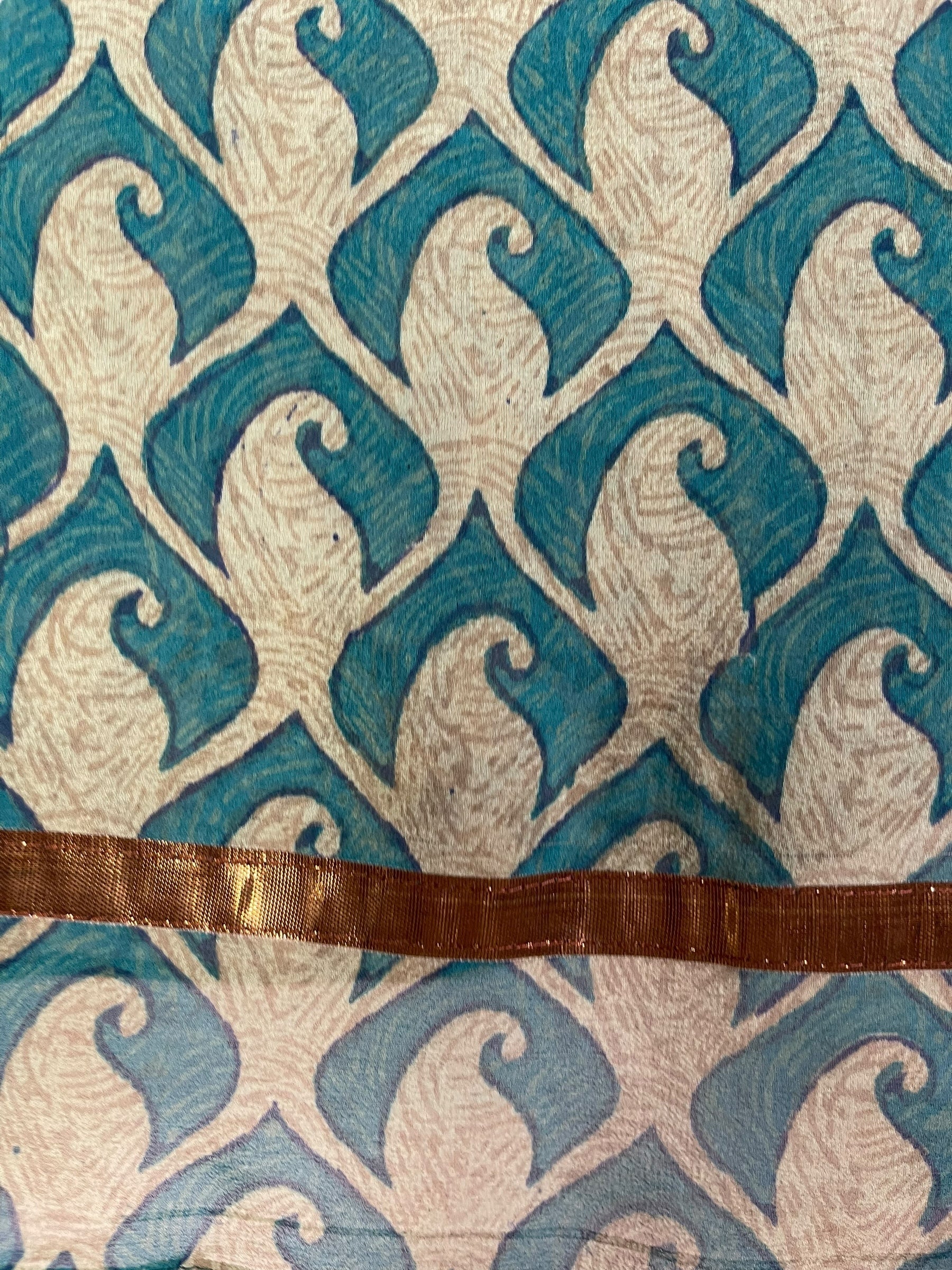 PRG7260 Sheer Wabi Sabi Pure Silk Capelet Poncho