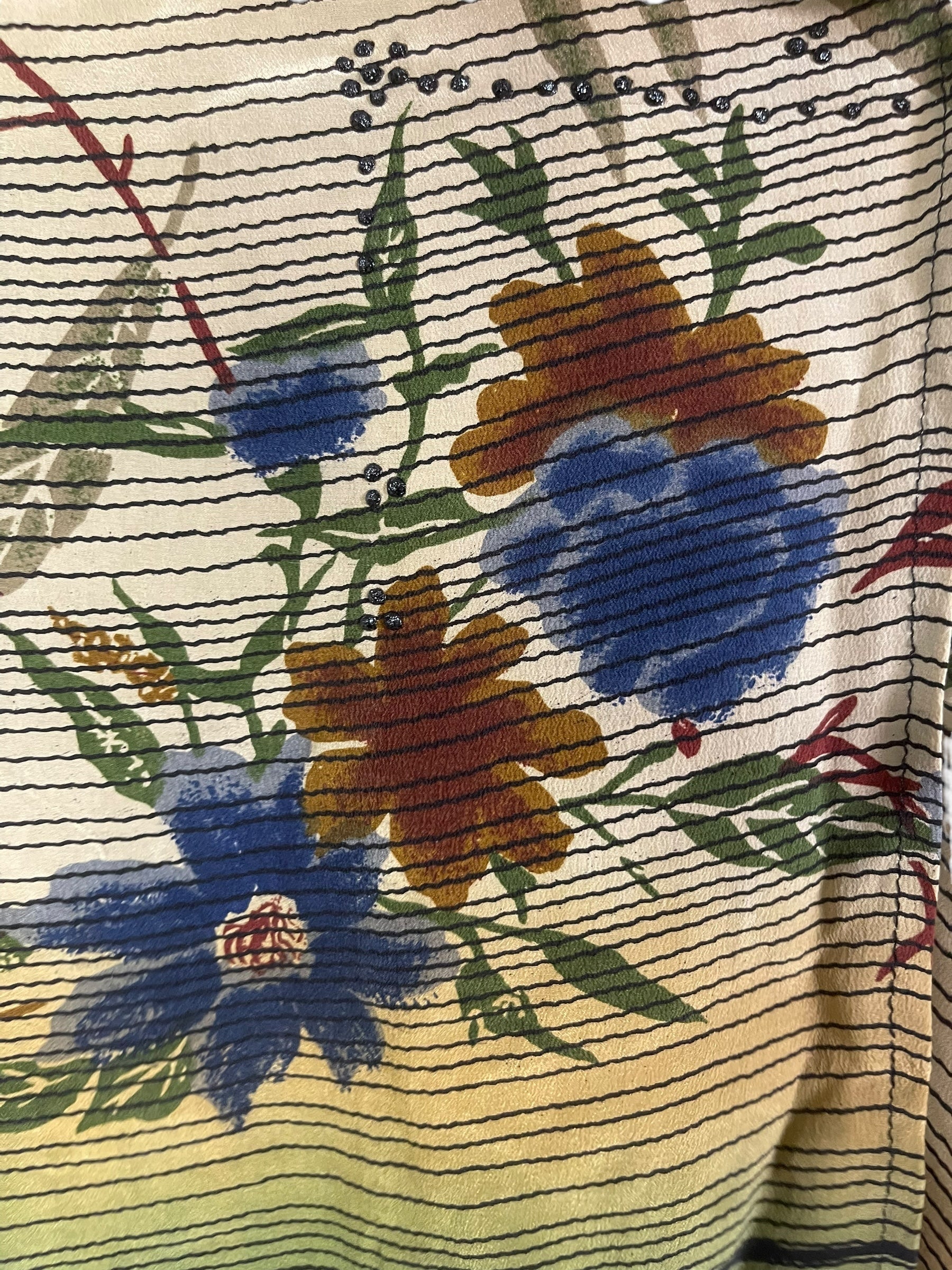 SUTTLES PRC7444 Avatar Pure Silk Versatile Vest