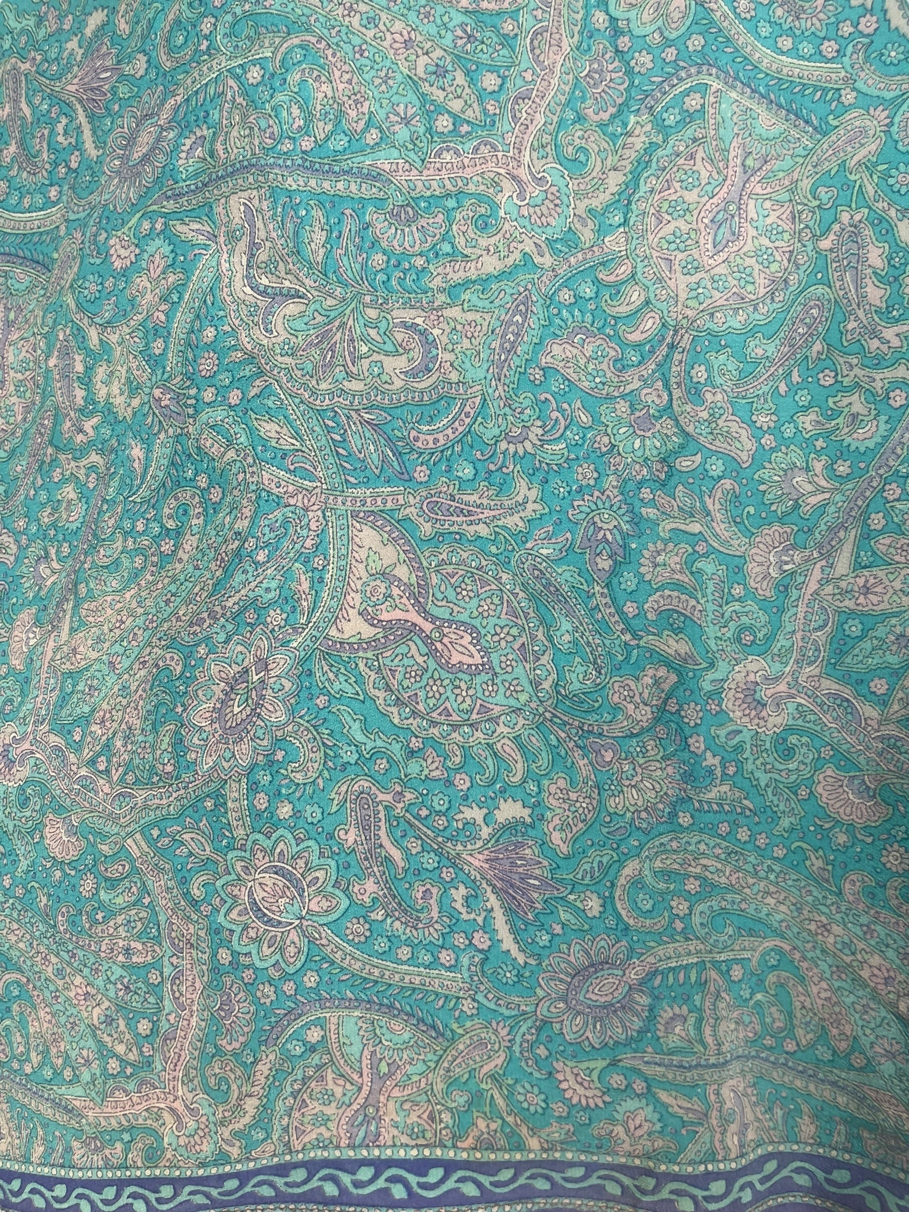 PREVIEW PRC7970 Avatar Pure Silk Capelet Poncho by DECEMBER2025 – Handmade ethical Poncho from sariKNOTsari using upcycled silk. Designed in Canada for travel and slow fashion, loved from Toronto to LA to Sydney.