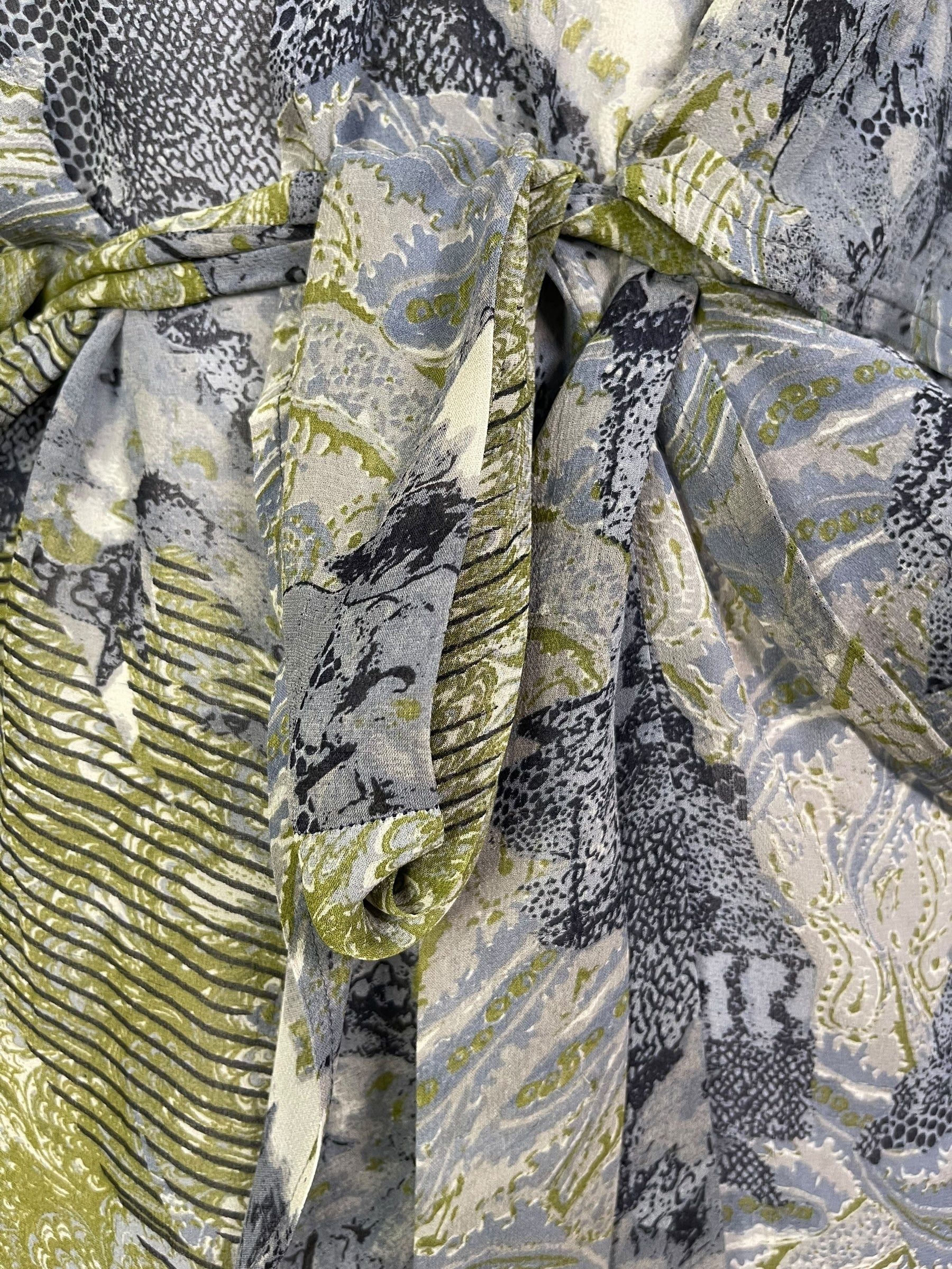 PRG7124 Sheer Avatar Pure Silk Kimono-Sleeved Jacket with Belt