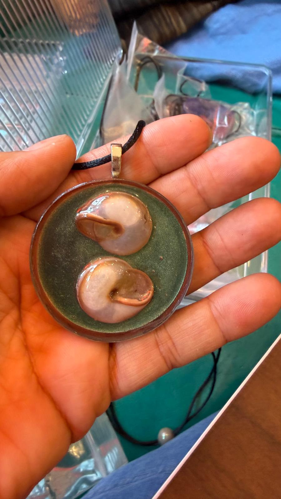Green Chameleon Duo Shell Pendant