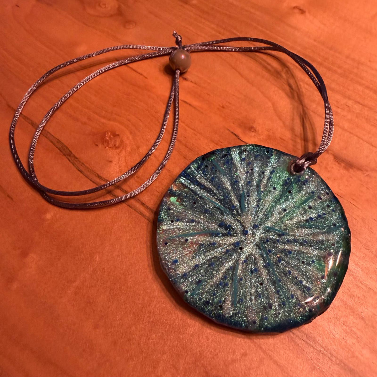 Releases Sunday at 8pm EST Aqua Nova Pendant by LIVEOct16 – Handmade ethical Necklace from sariKNOTsari using upcycled silk. Designed in Canada for travel and slow fashion, loved from Toronto to LA to Sydney. Featuring Zsiska, Bryn Walker and Artisan Leather coats by Rejean Pepin, Pepin designs