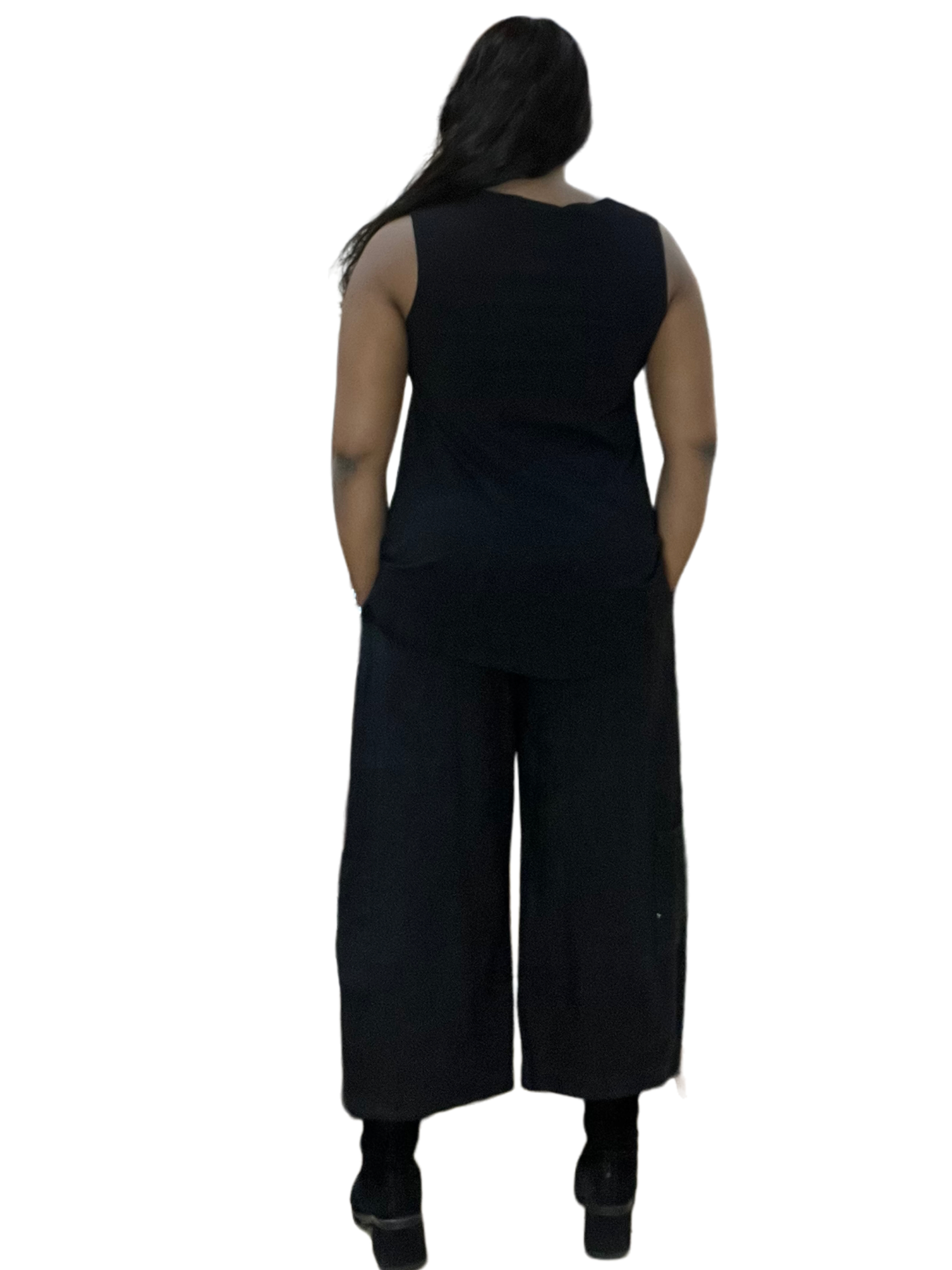 Black Bryn Walker Bamboo Huxley Tank by Bryn Walker – Handmade ethical Tank Top from sariKNOTsari using upcycled silk. Designed in Canada for travel and slow fashion, loved from Toronto to LA to Sydney. Featuring Zsiska, Bryn Walker and Artisan Leather coats by Rejean Pepin, Pepin designs