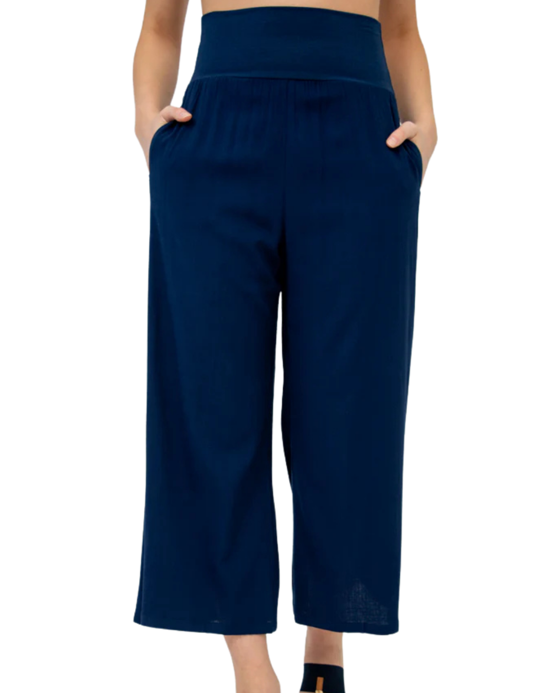 Indigo Bamboo/Linen Landon Capri Pant