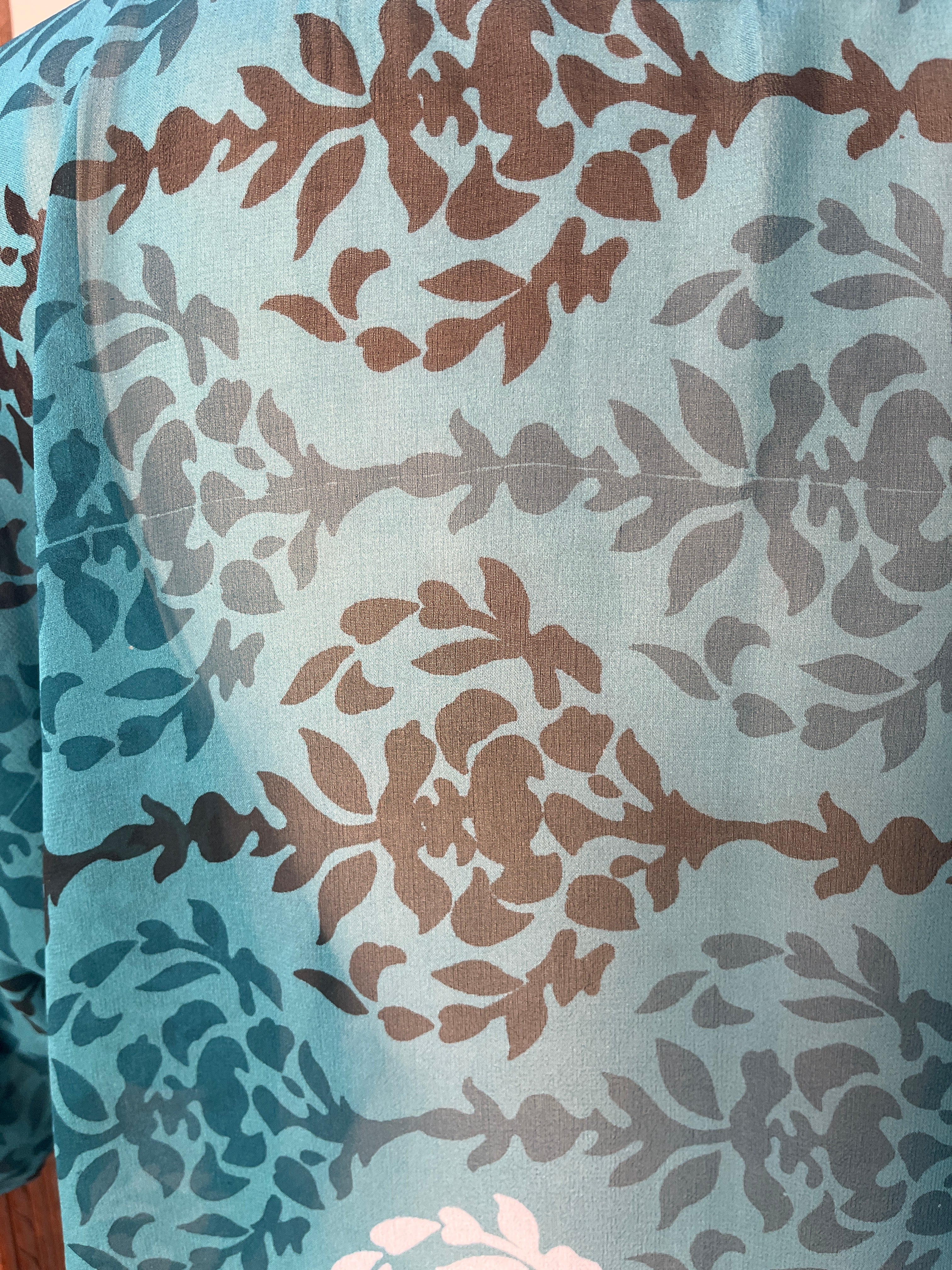 PRG6314 Sheer Wabi Sabi Pure Silk Side Slit Top