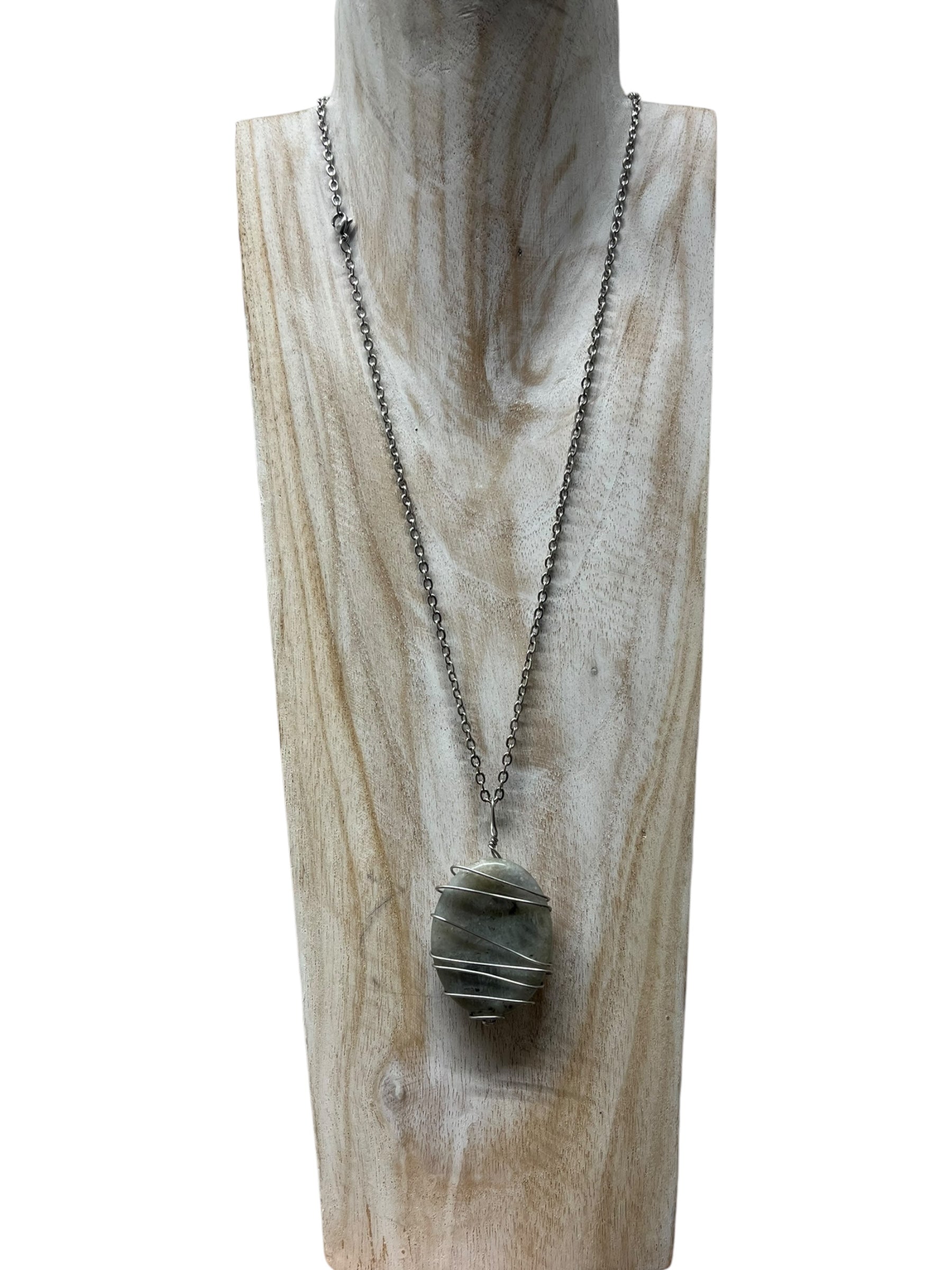 Labradorite Crystal Palm Stone Necklace - gold