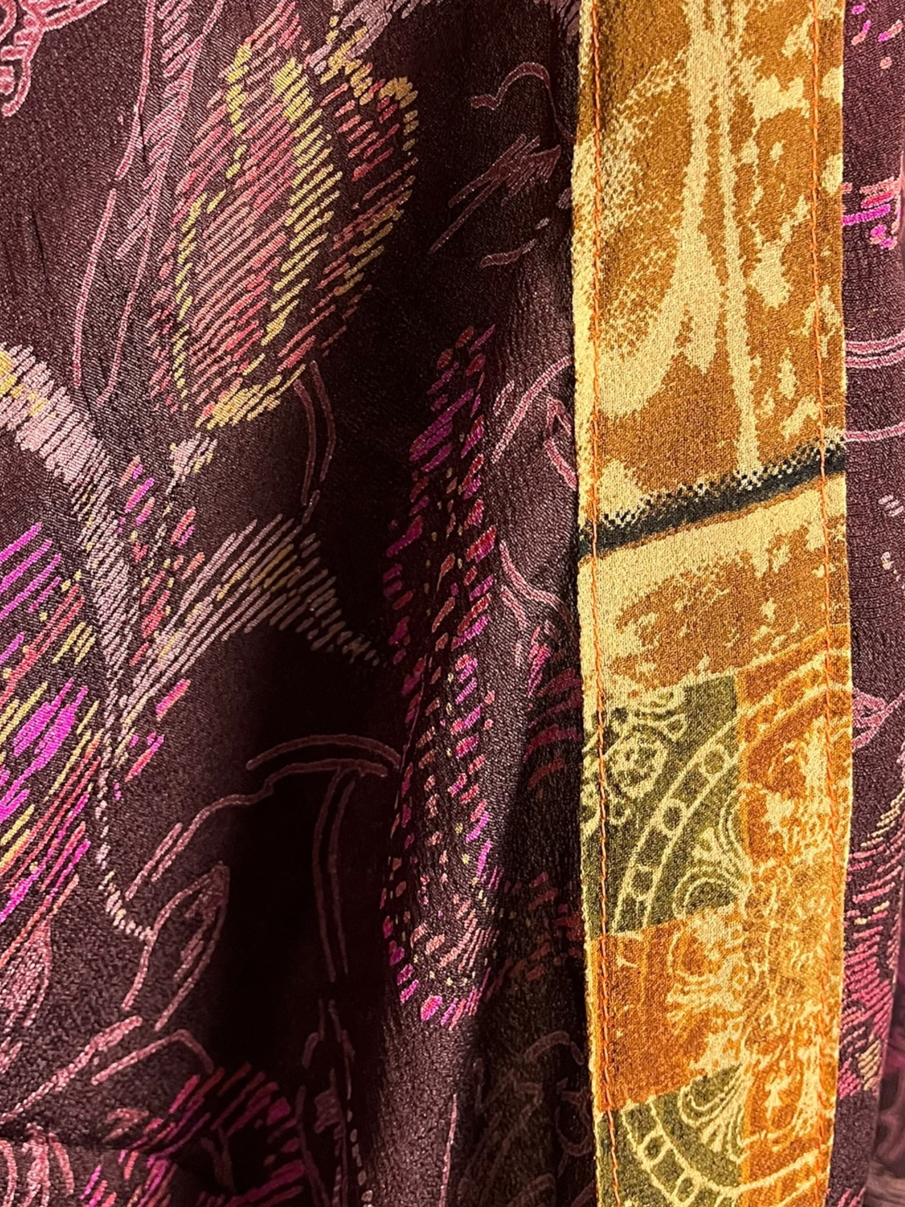 PREVIEW PRC8489 Avatar Pure Silk Short Kaftan Tunic with Slits by FEBRUARY2026 – Handmade ethical Short Kaftan from sariKNOTsari using upcycled silk. Designed in Canada for travel and slow fashion, loved from Toronto to LA to Sydney.