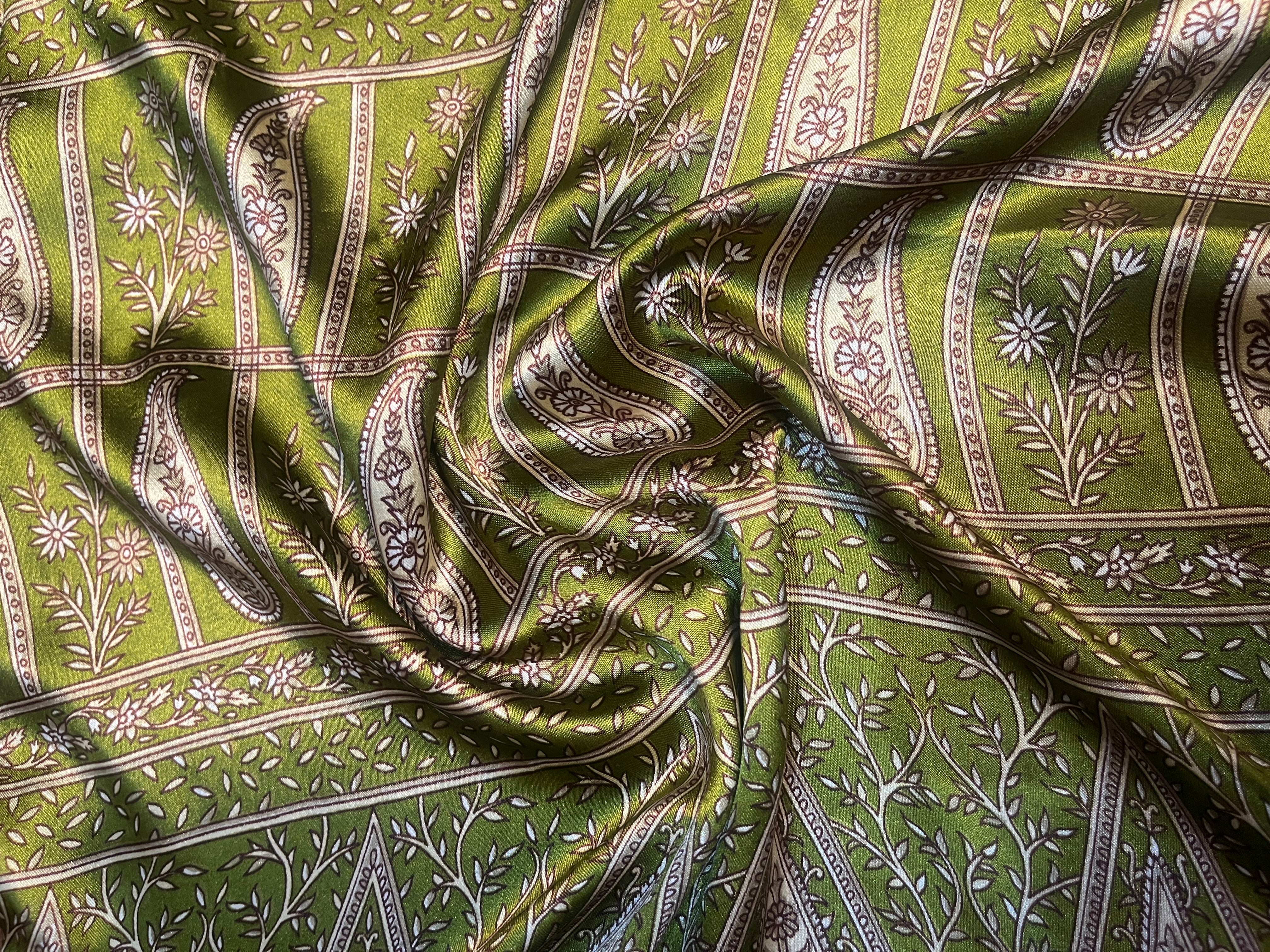 Vine Upcycled Pure Silk Satin Pillowcase